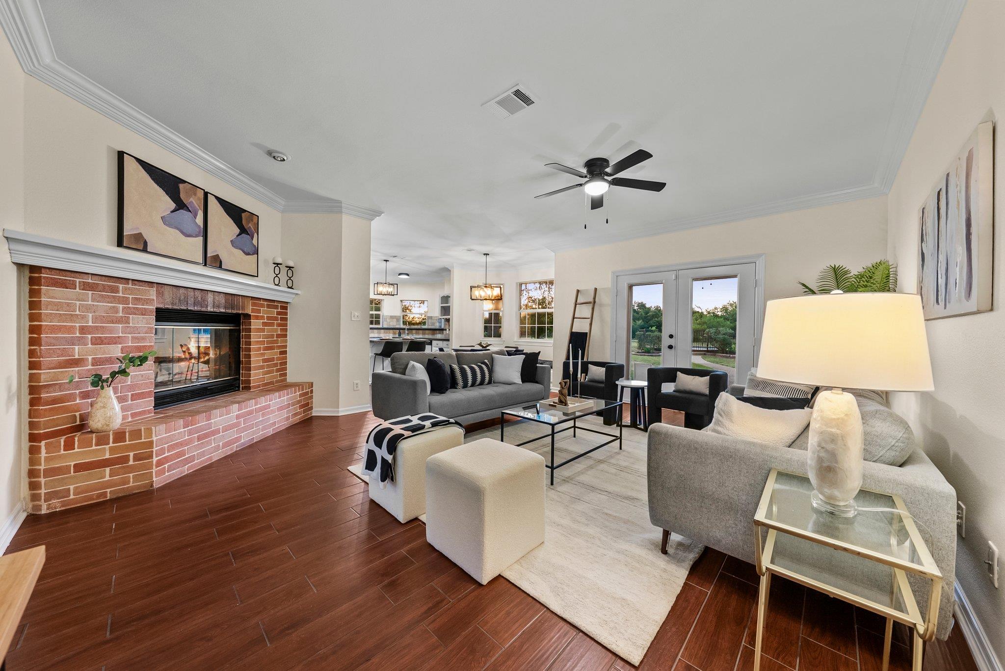 320 Woodland Oaks Trl, Buda, TX 78610