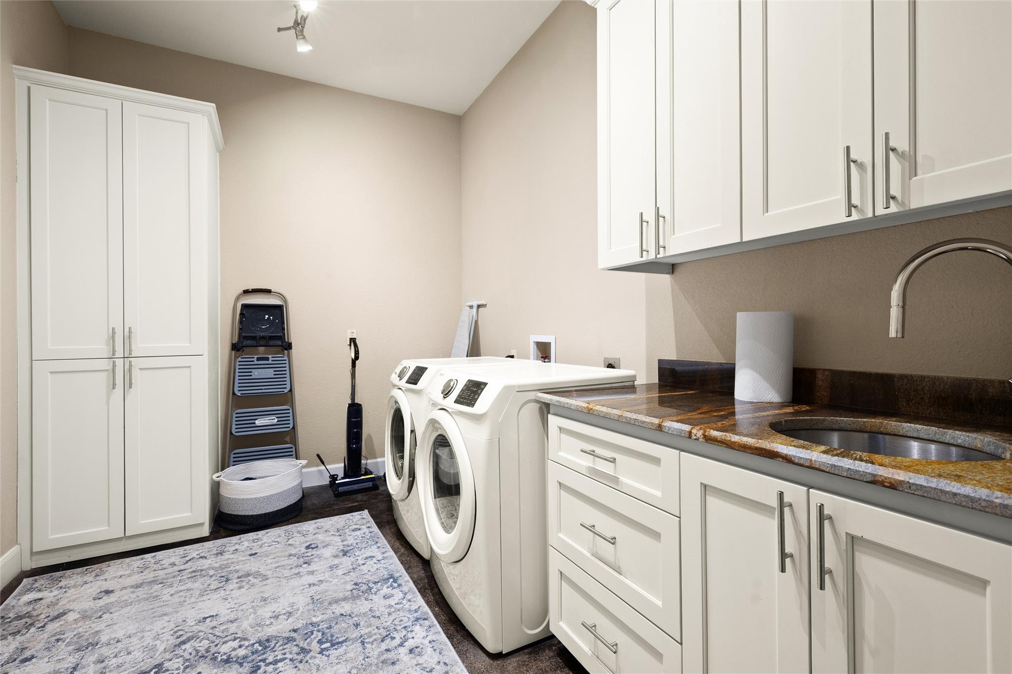 106 Fallow Way, Bastrop, TX 78602