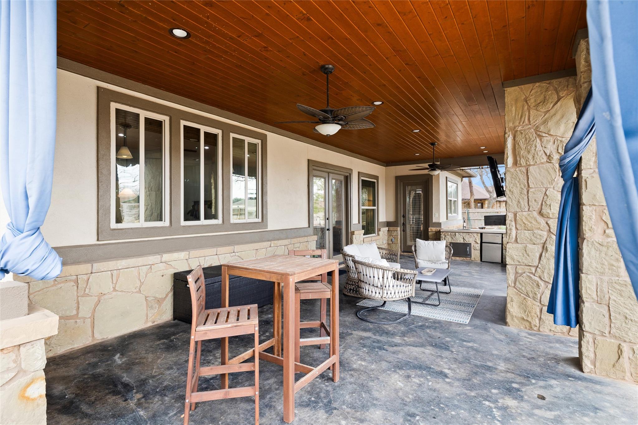 106 Fallow Way, Bastrop, TX 78602