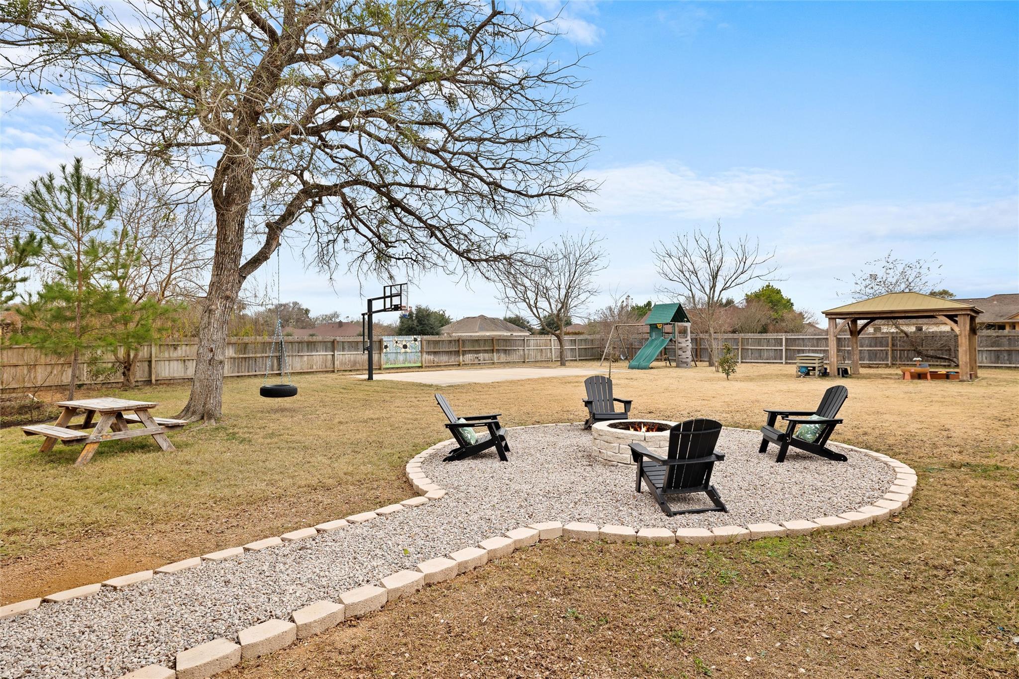106 Fallow Way, Bastrop, TX 78602