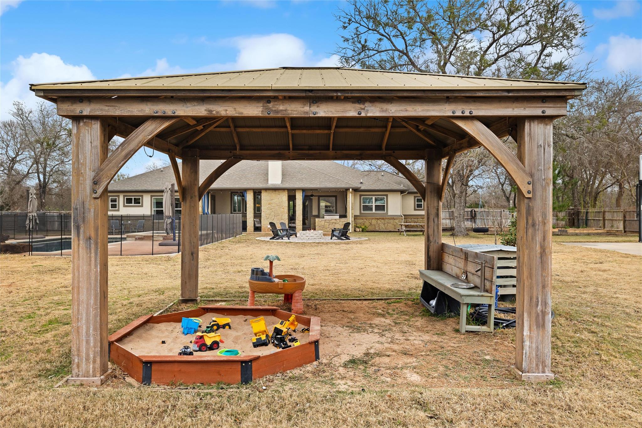106 Fallow Way, Bastrop, TX 78602