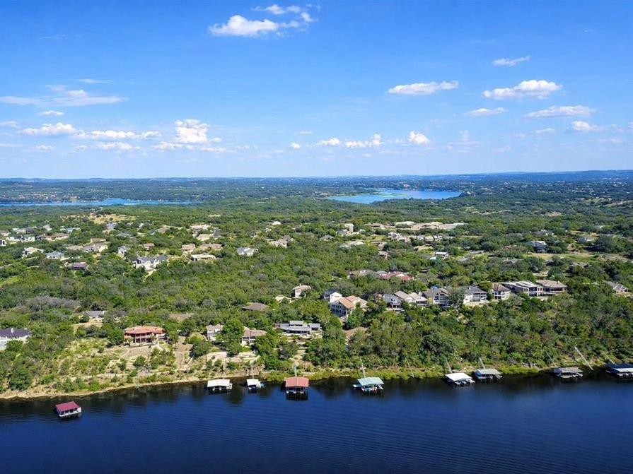 945 Wesley Ridge Dr, Spicewood, TX 78669