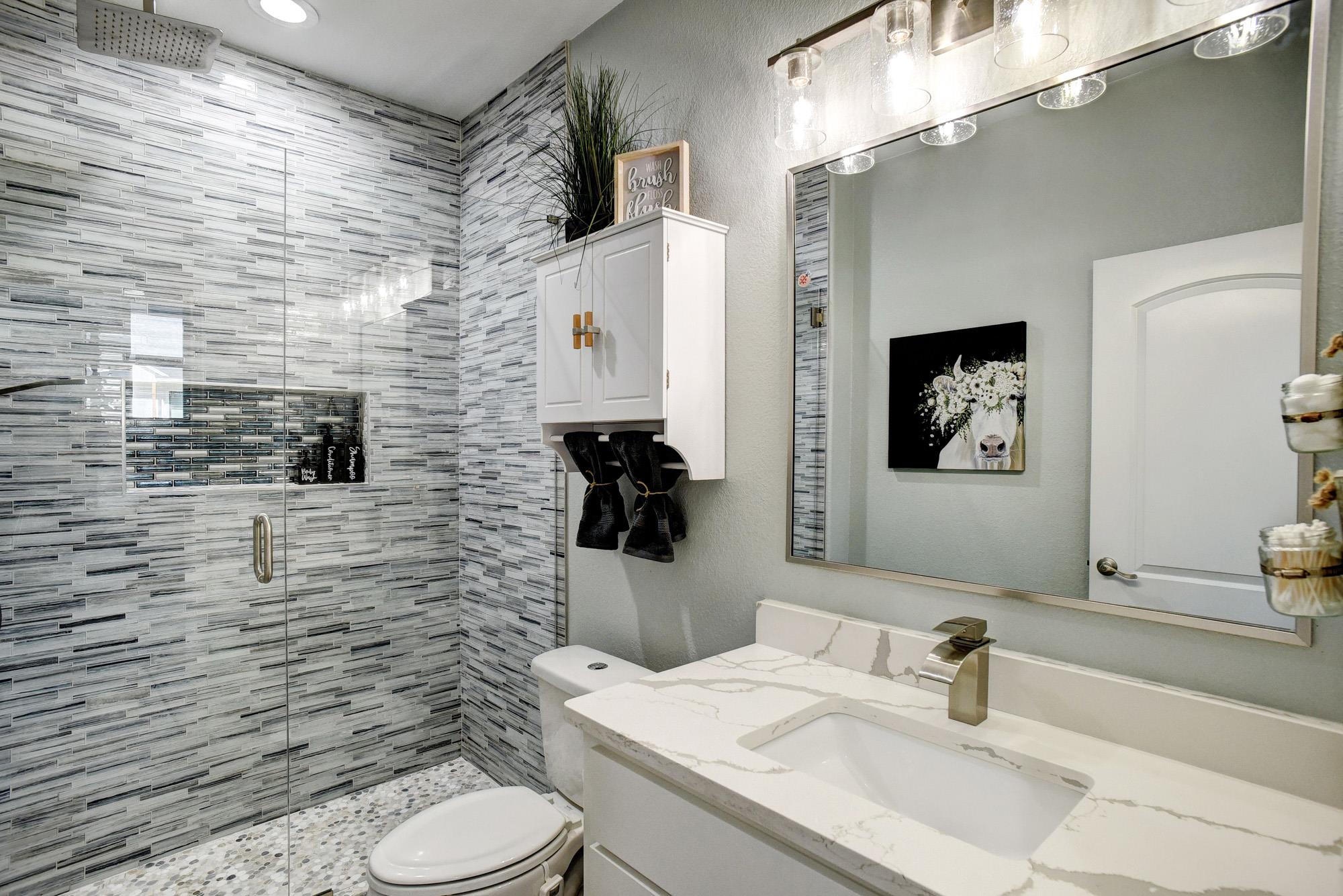 160 Nuuanu Ln, Bastrop, TX 78602