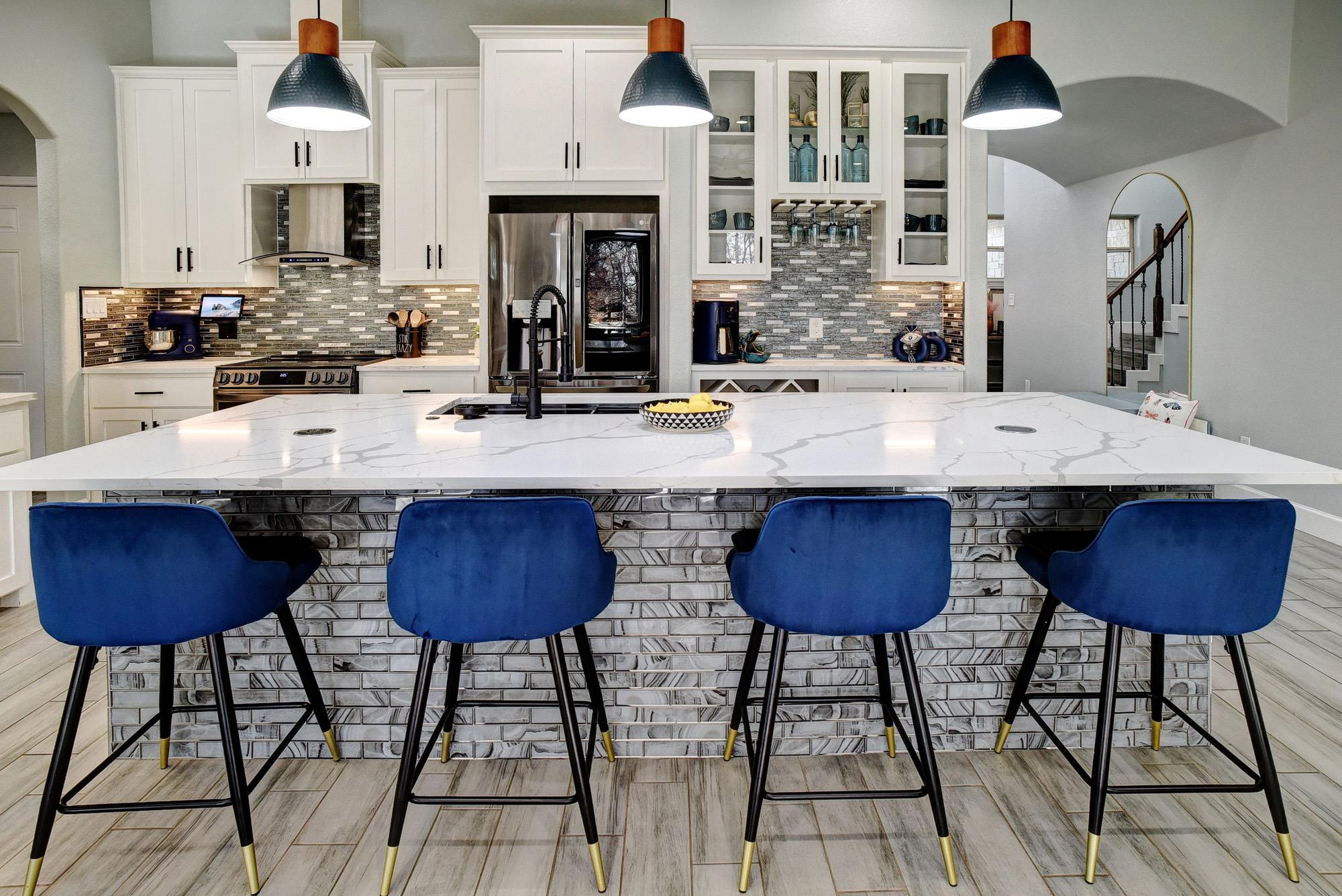 160 Nuuanu Ln, Bastrop, TX 78602