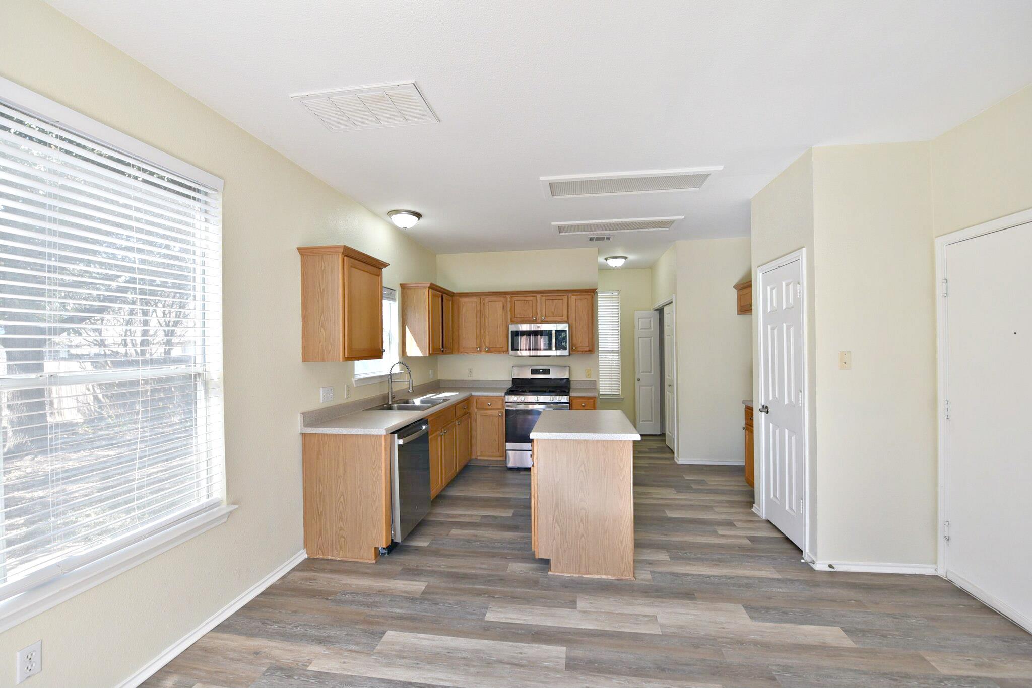 10508 Hainsworth Park Dr, Austin, TX 78717