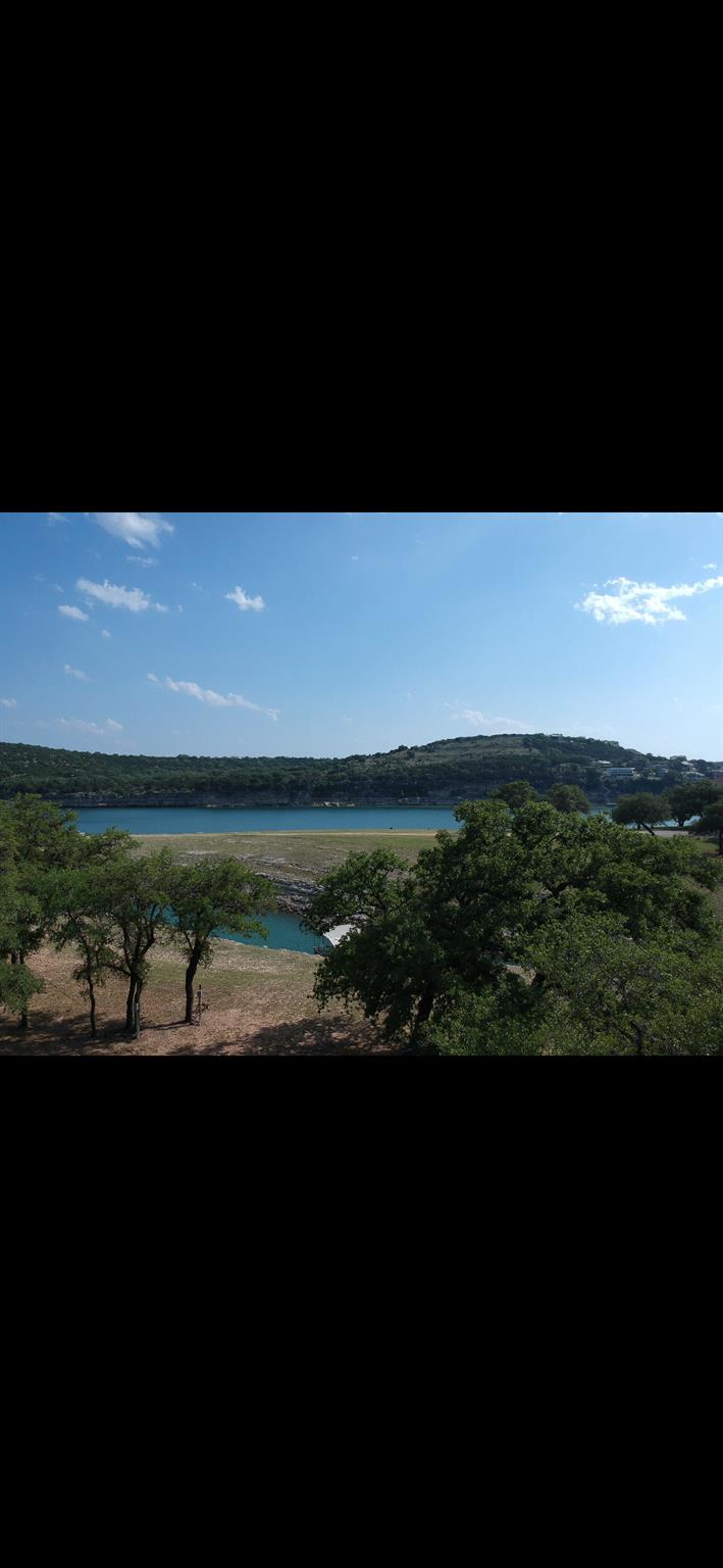 1300 Gold Ln, Lago Vista, TX 78645