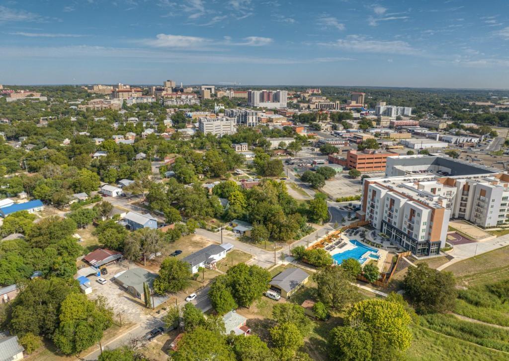 512 Valley St, San Marcos, TX 78666