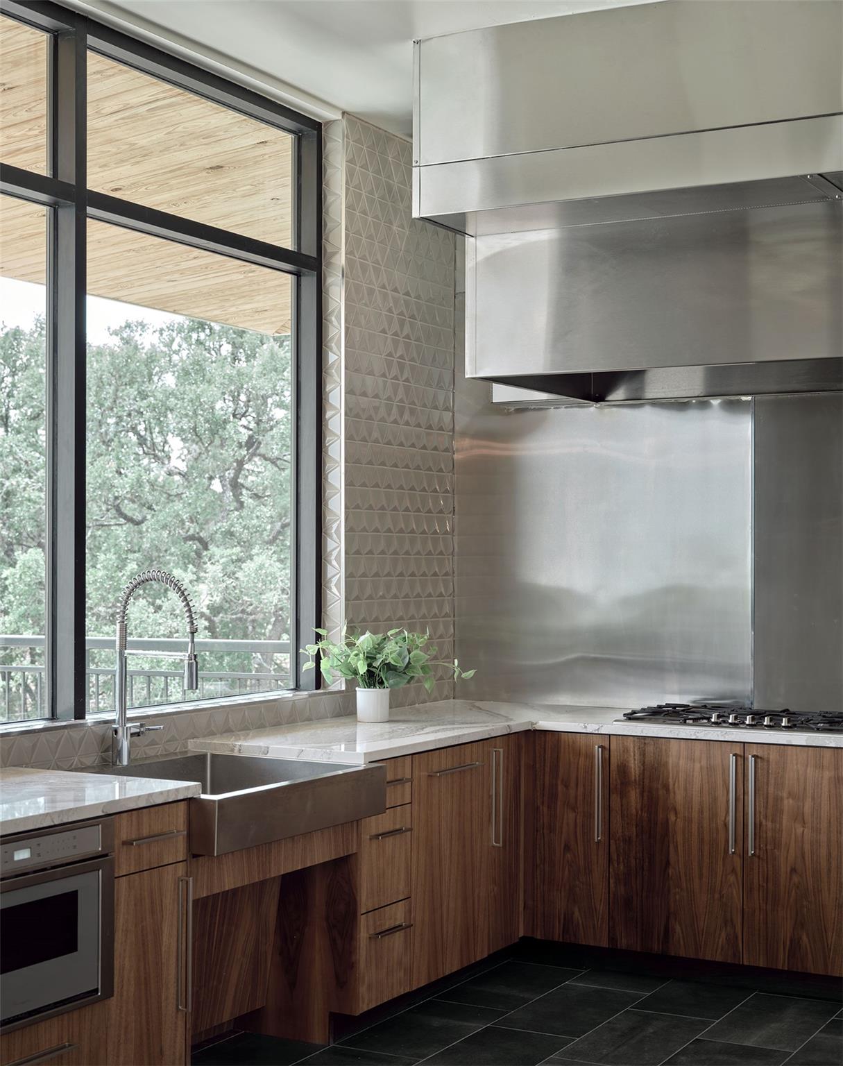 116 Teakmill Trl, San Marcos, TX 78666