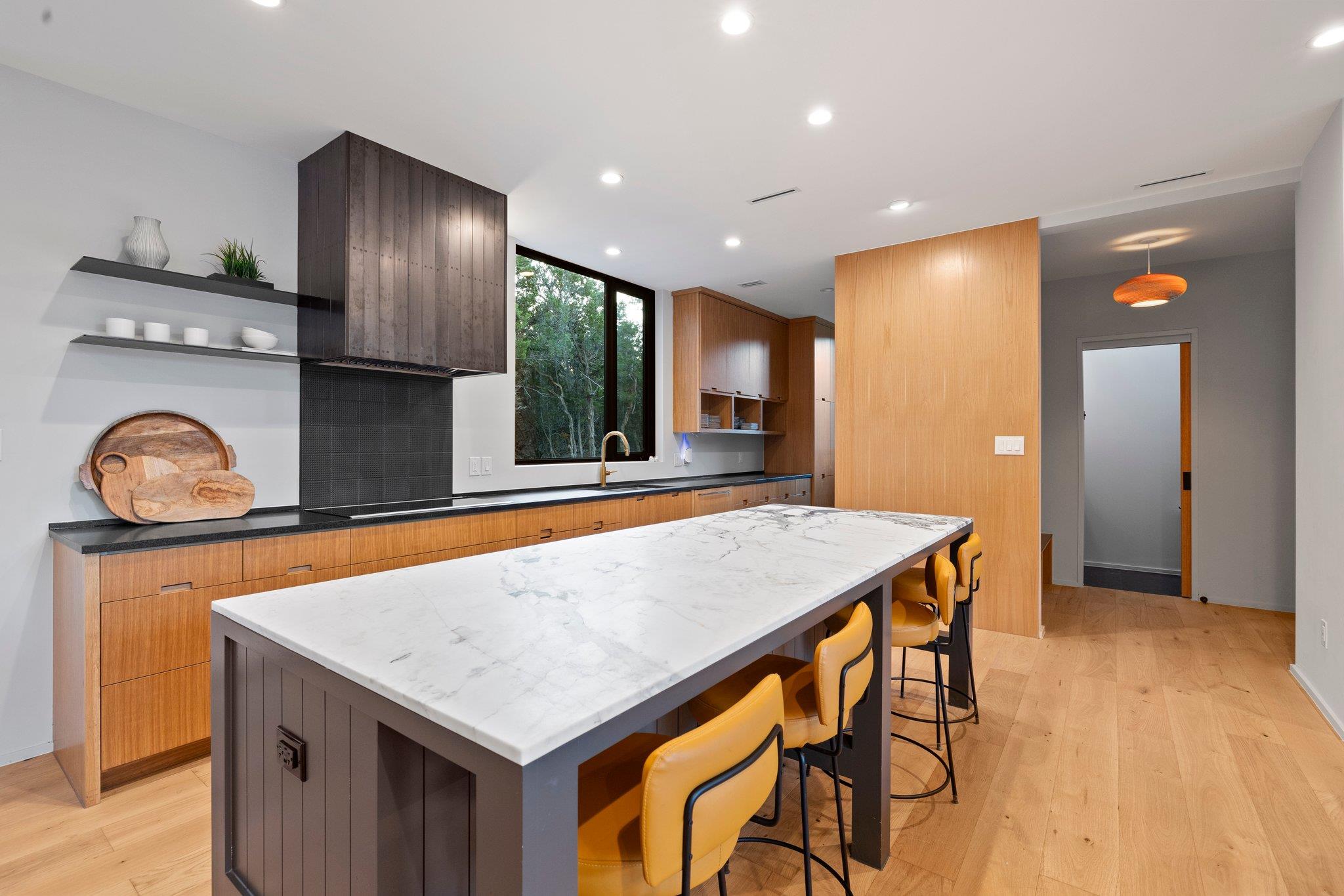 300 Misti Lane Ln, Driftwood, TX 78619