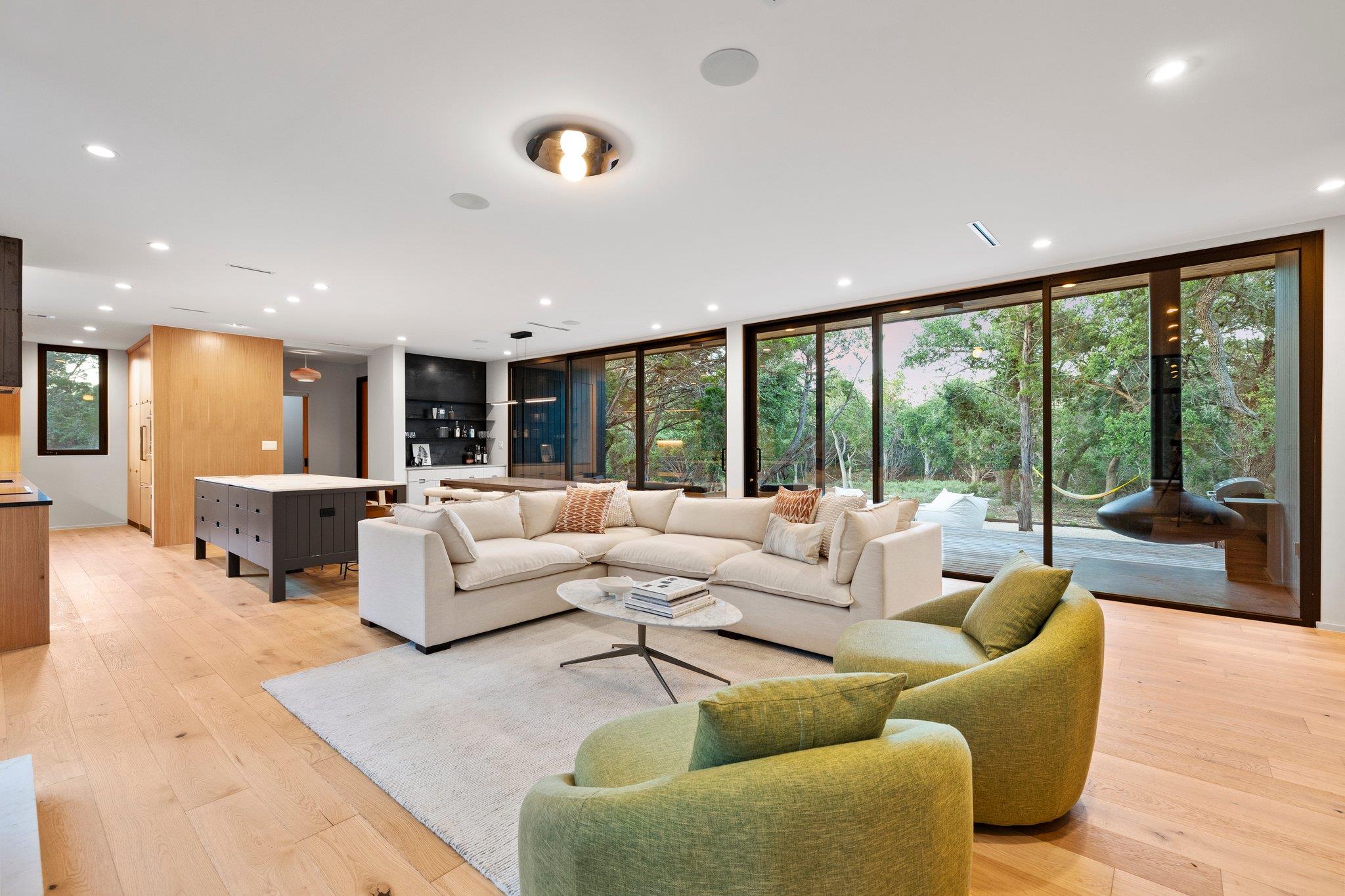 300 Misti Lane Ln, Driftwood, TX 78619