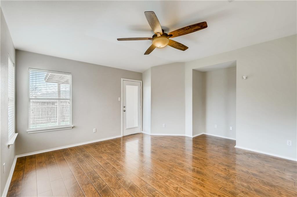 229 Killian Loop, Hutto, TX 78634