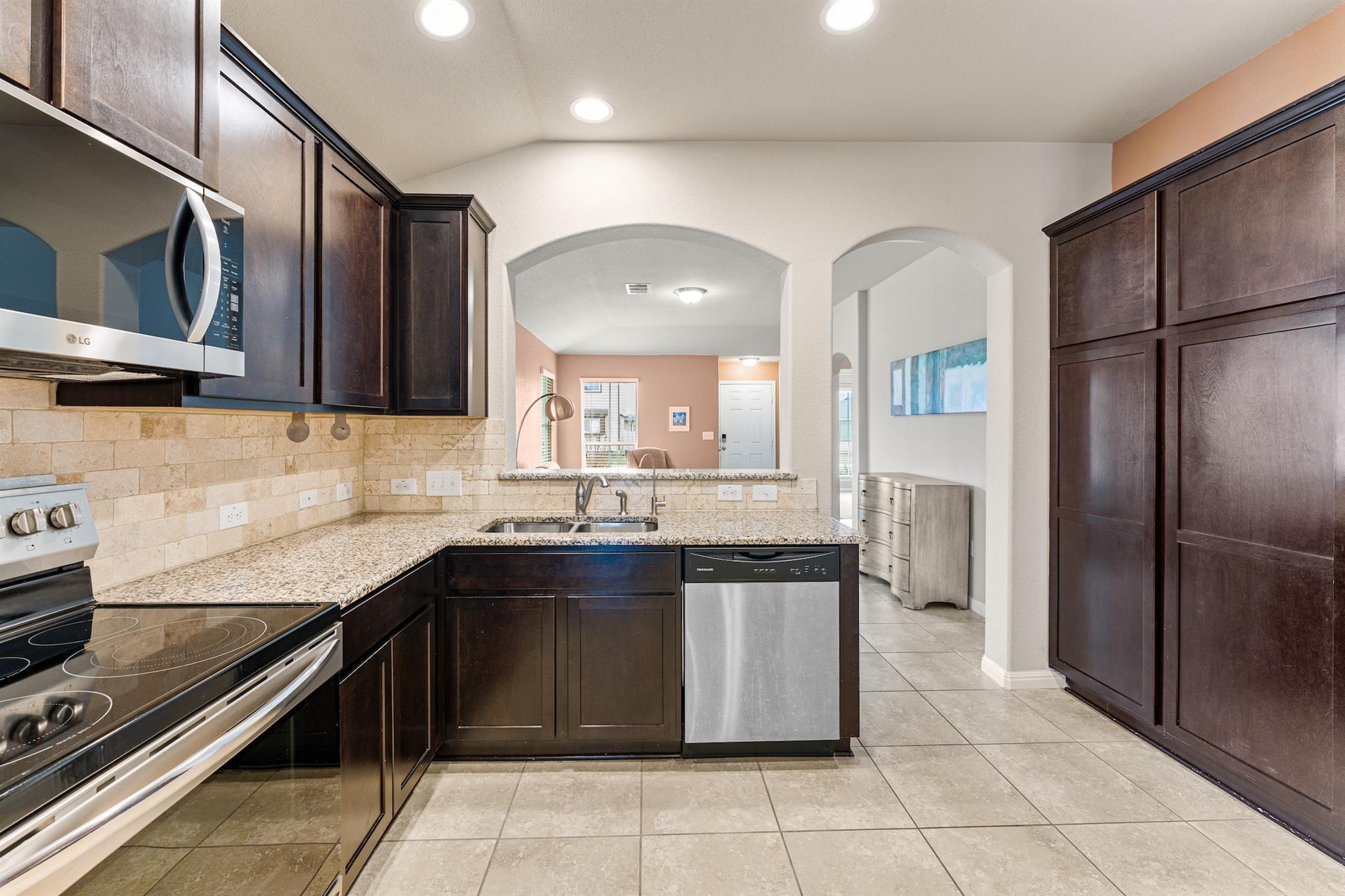 408 Cane River Rd, Pflugerville, TX 78660