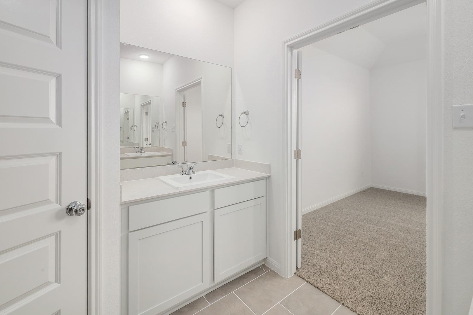 445 Lucky Ave, Elgin, TX 78621