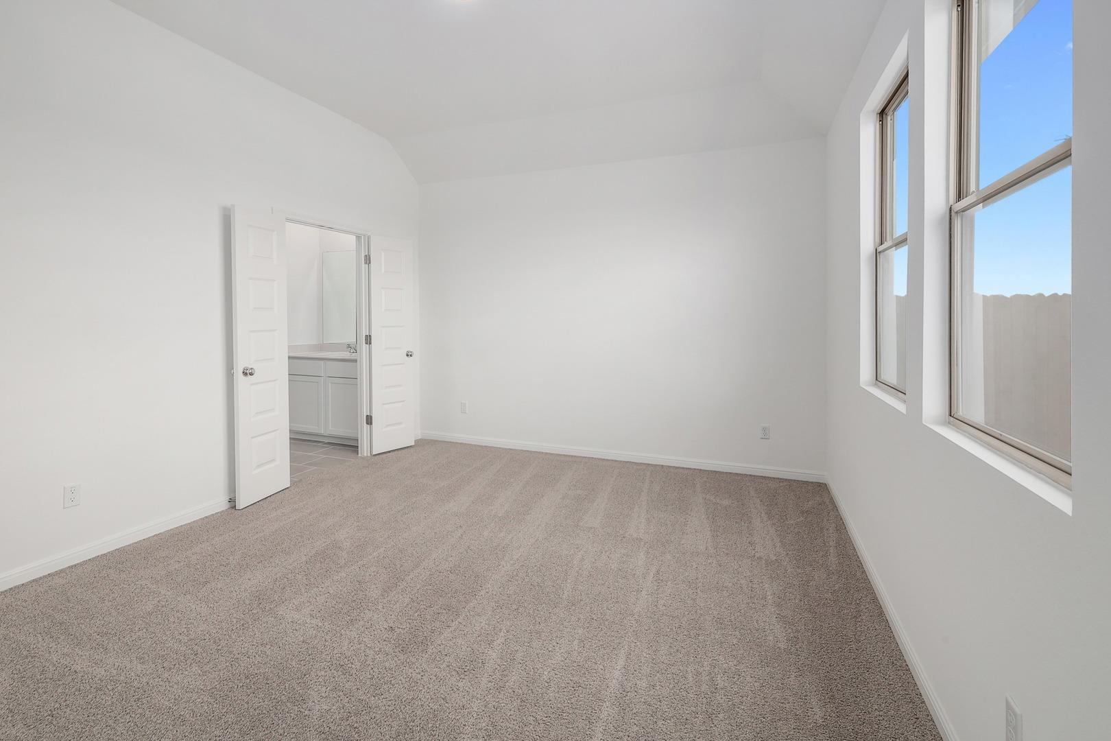 445 Lucky Ave, Elgin, TX 78621