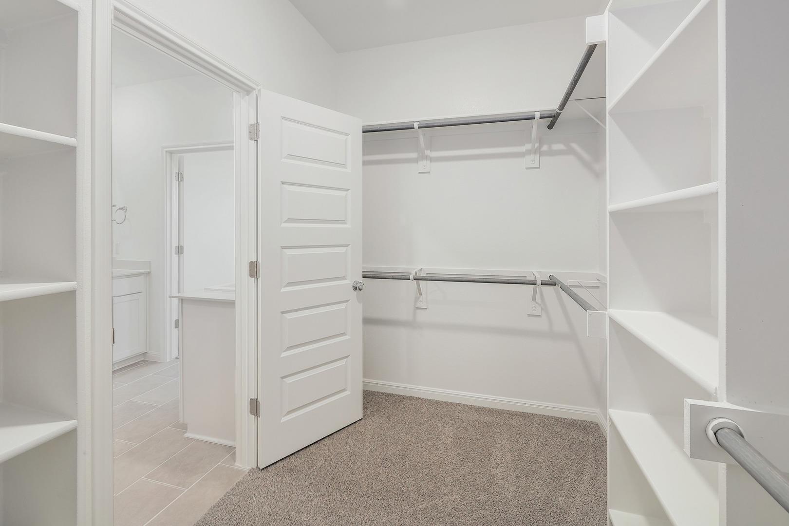 445 Lucky Ave, Elgin, TX 78621