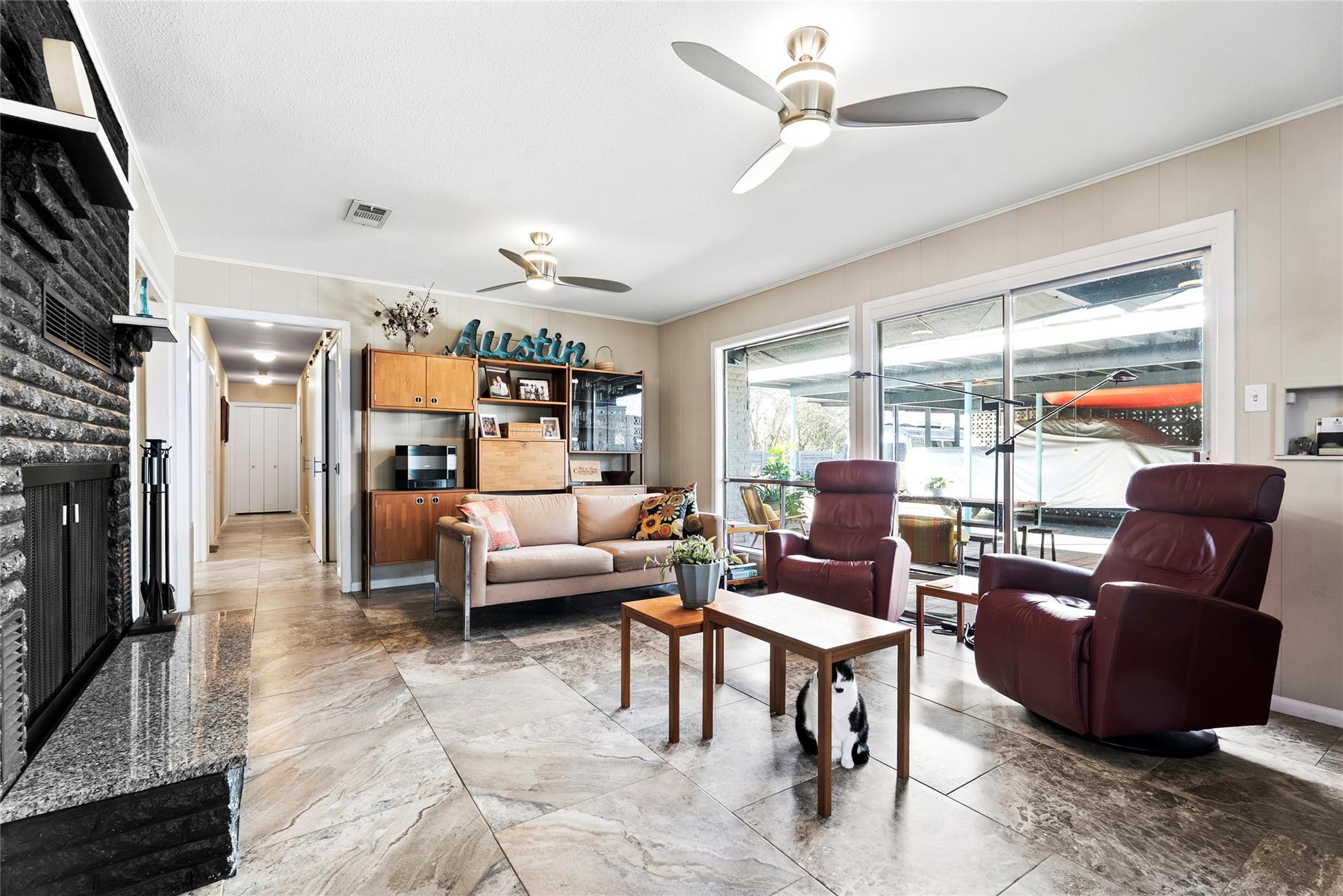 204 Taylor Rd, Elgin, TX 78621