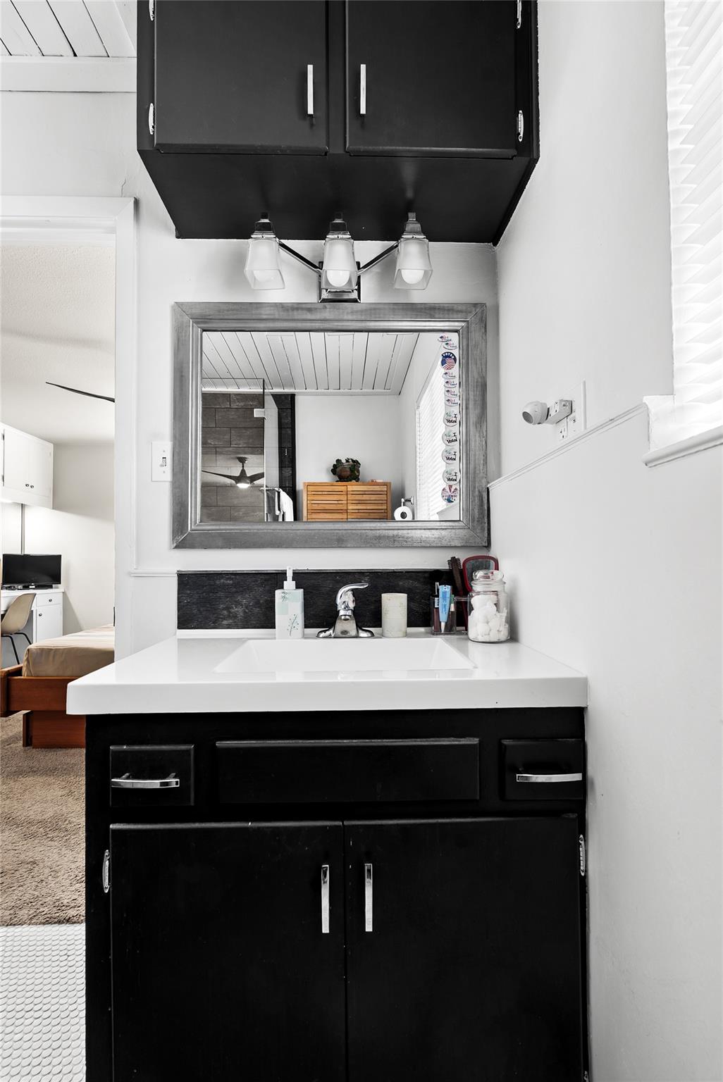 204 Taylor Rd, Elgin, TX 78621