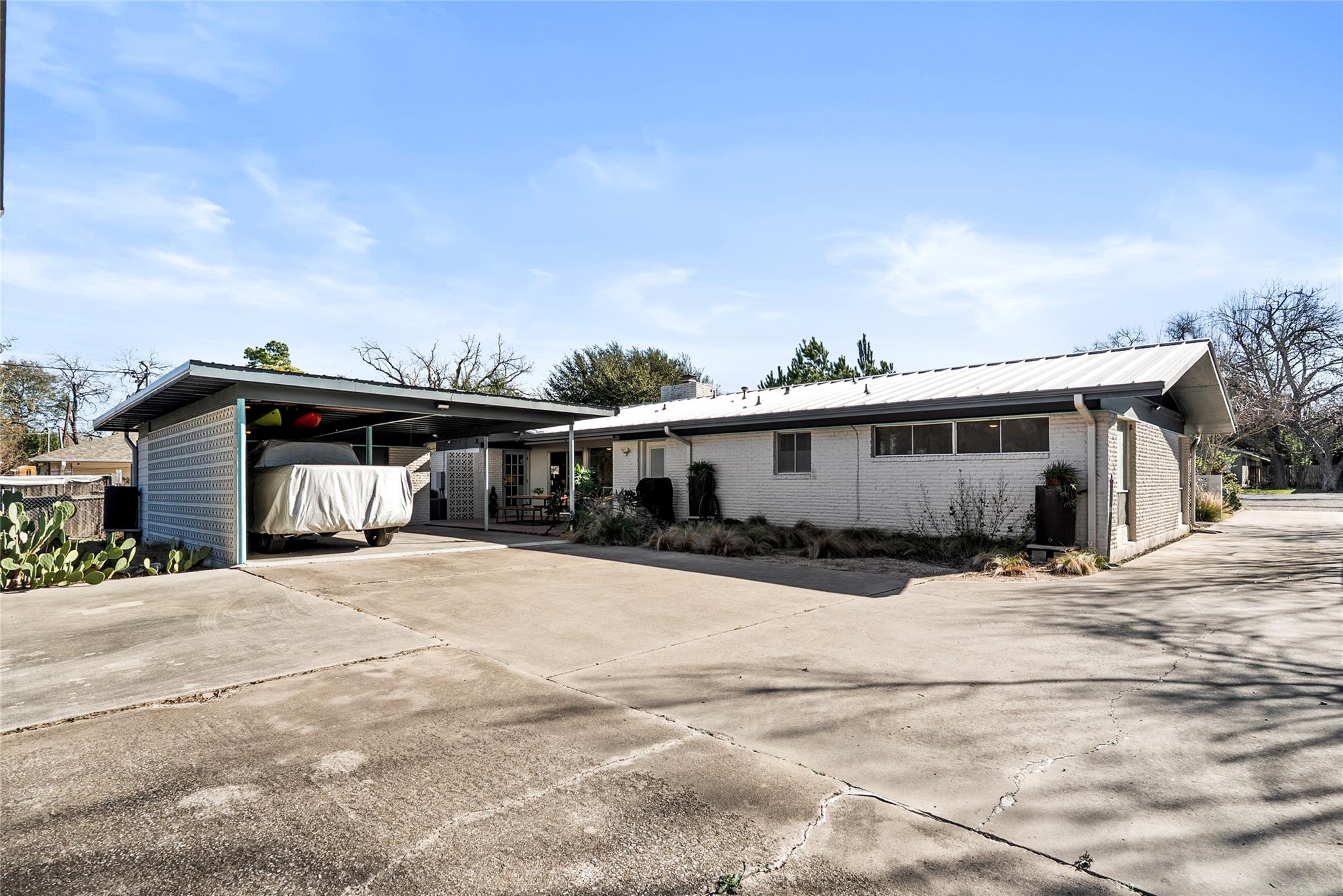 204 Taylor Rd, Elgin, TX 78621