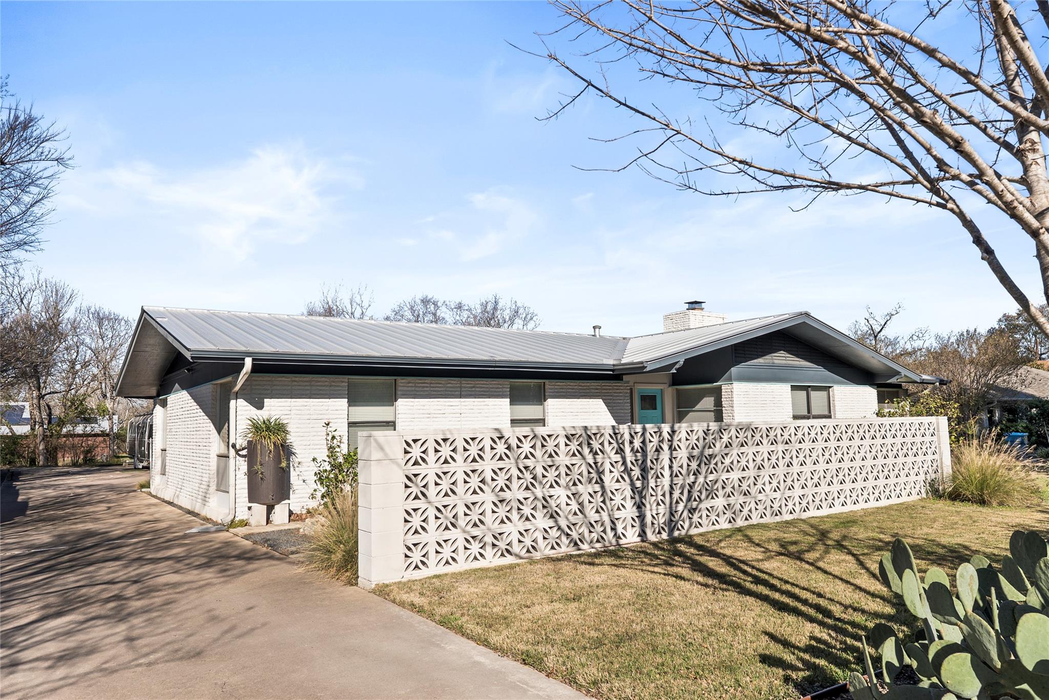 204 Taylor Rd, Elgin, TX 78621