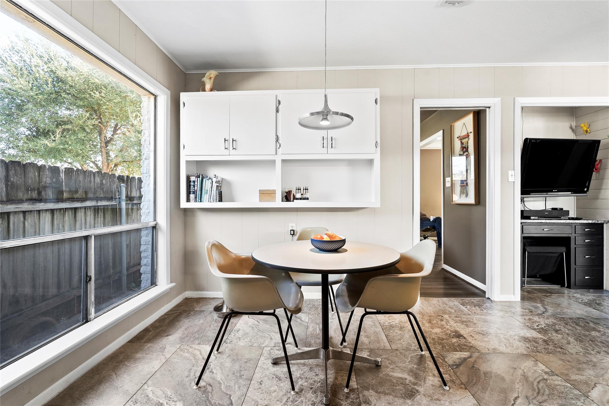 204 Taylor Rd, Elgin, TX 78621