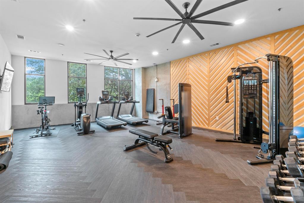 2500 Longview St # 418, Austin, TX 78705