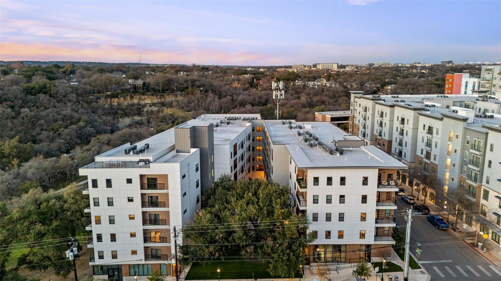 2500 Longview St # 418, Austin, TX 78705