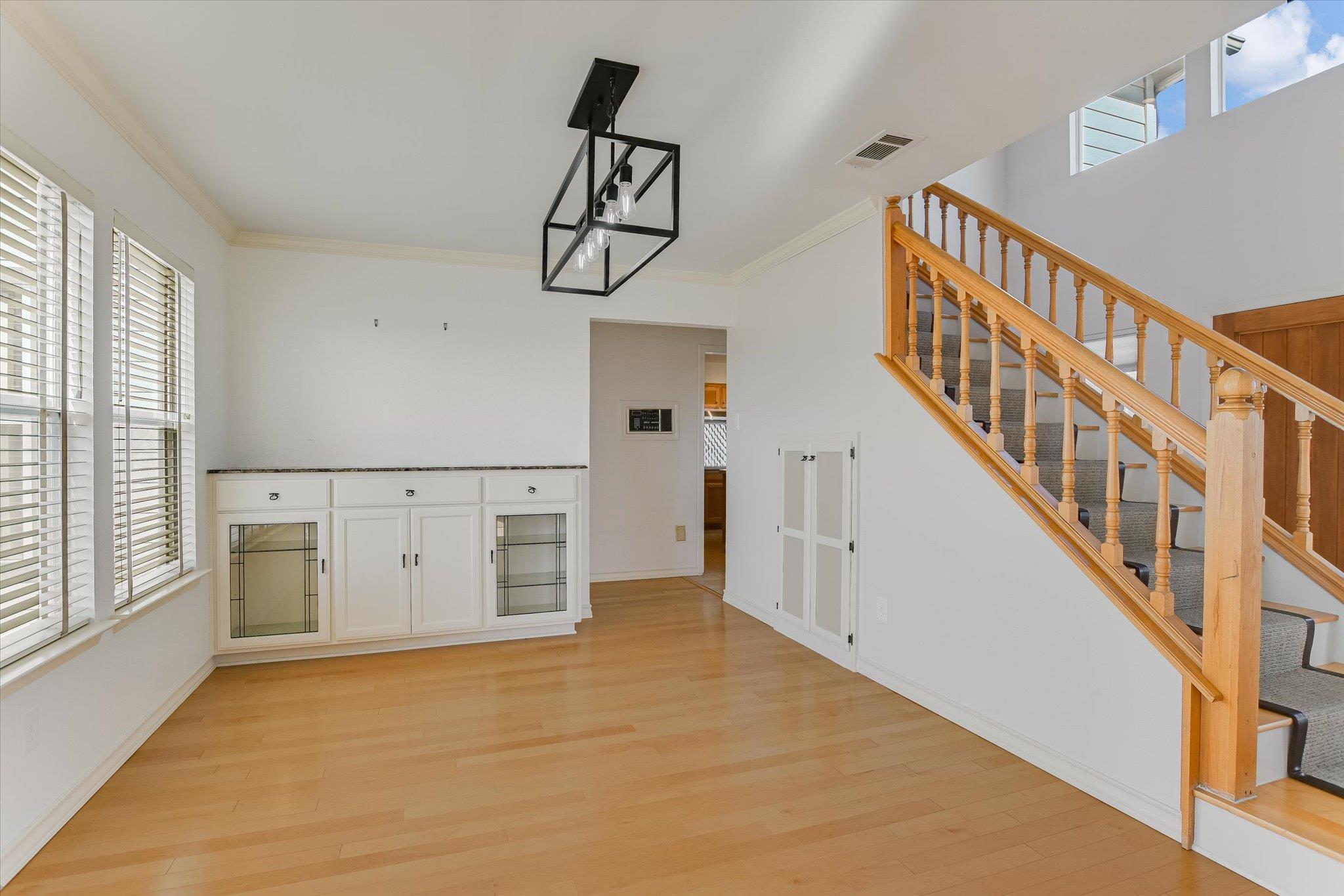 5731 Misty Hill Cv, Austin, TX 78759