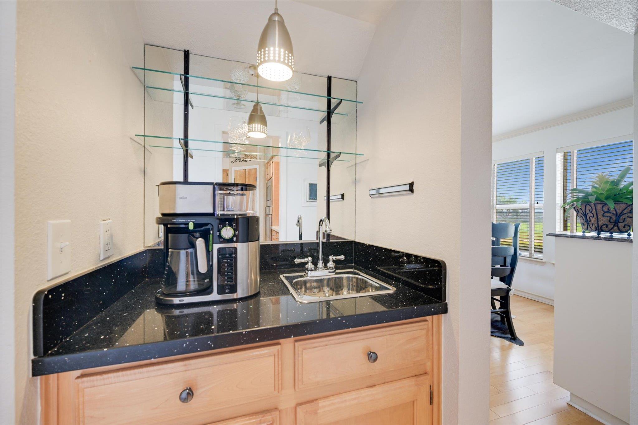 5731 Misty Hill Cv, Austin, TX 78759