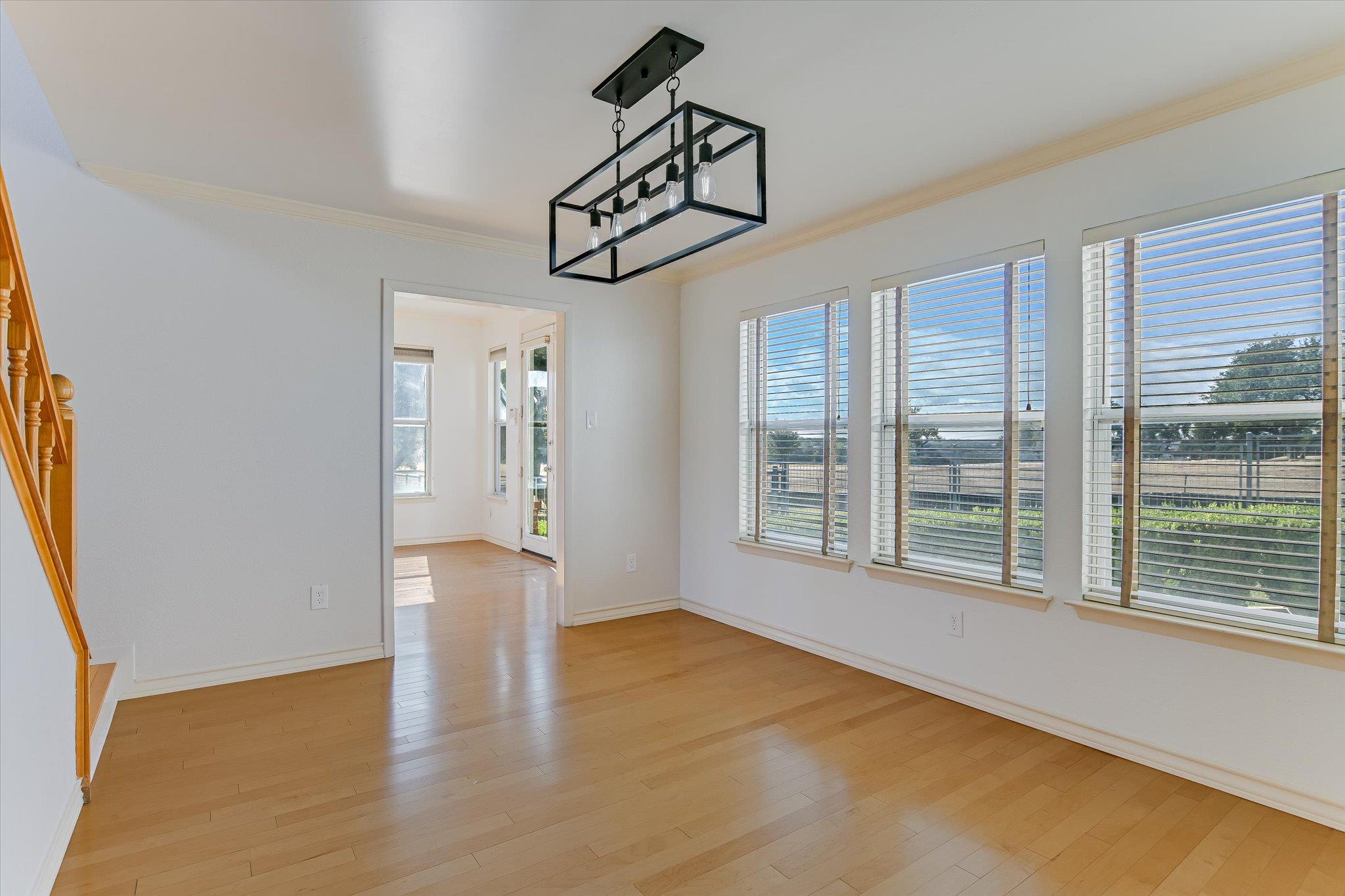 5731 Misty Hill Cv, Austin, TX 78759