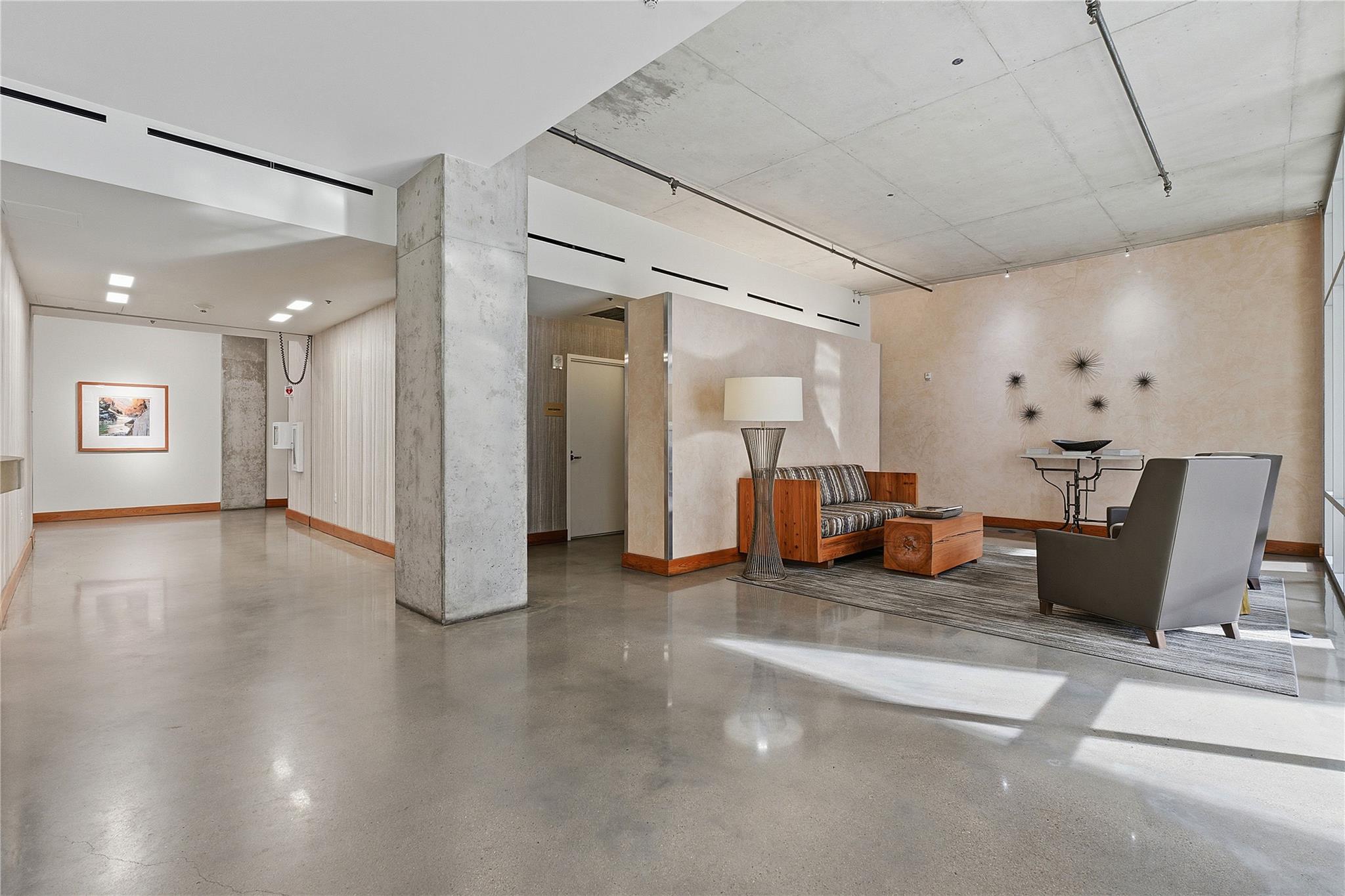 800 W 5th St # 1001, Austin, TX 78703