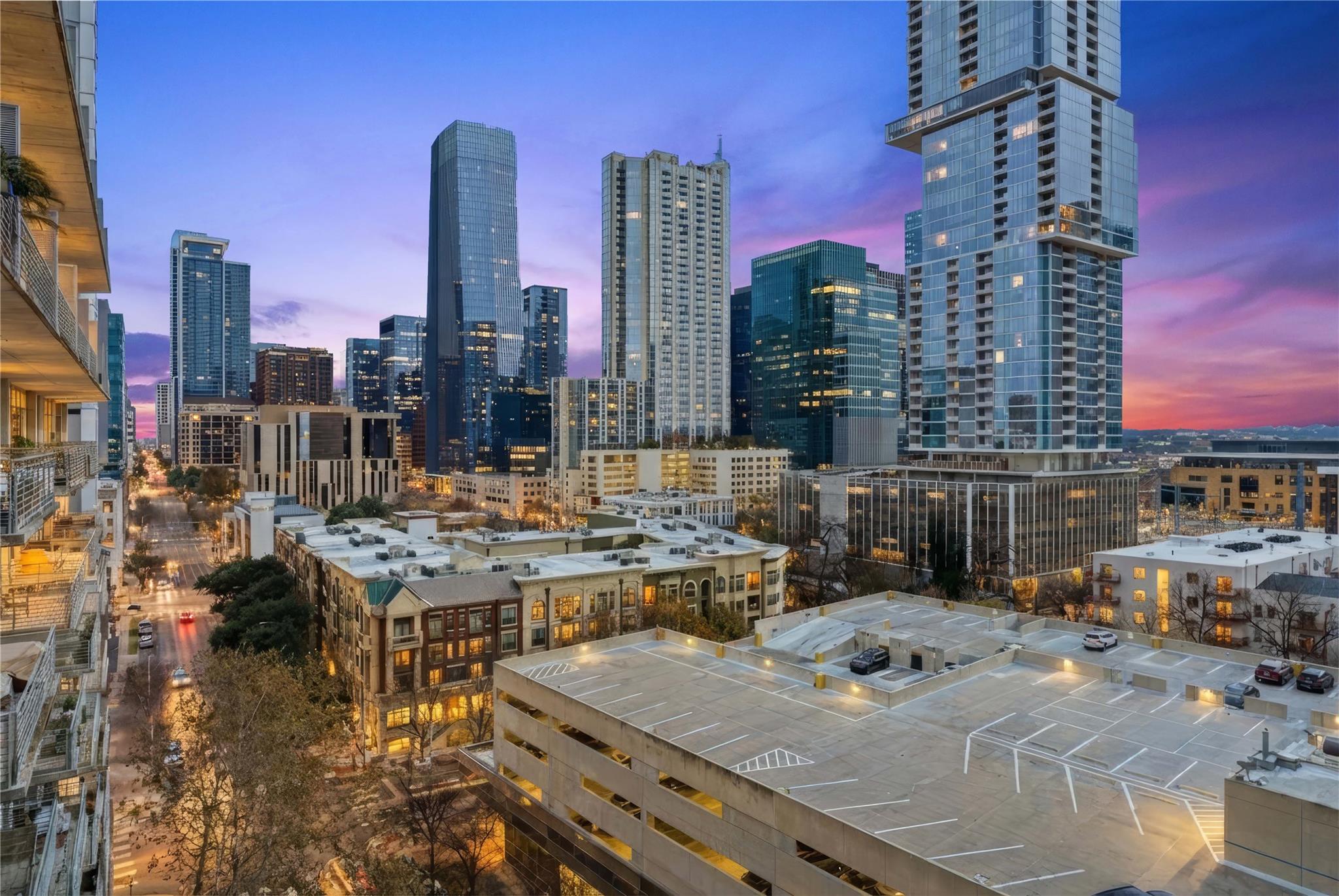 800 W 5th St # 1001, Austin, TX 78703
