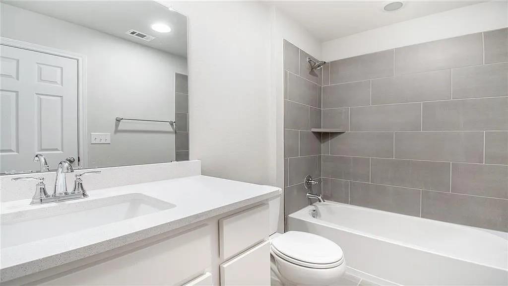 317 Capstone Rd, Liberty Hill, TX 78642