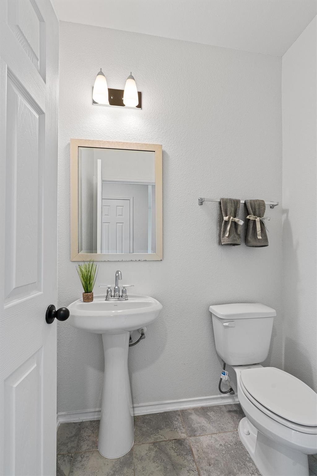 204 Benmyrtle Trl, Georgetown, TX 78626