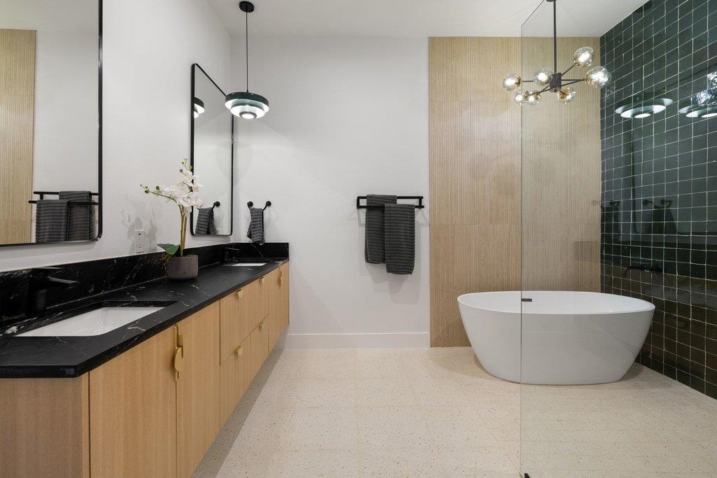 47 War Bonnet, Wimberley, TX 78676