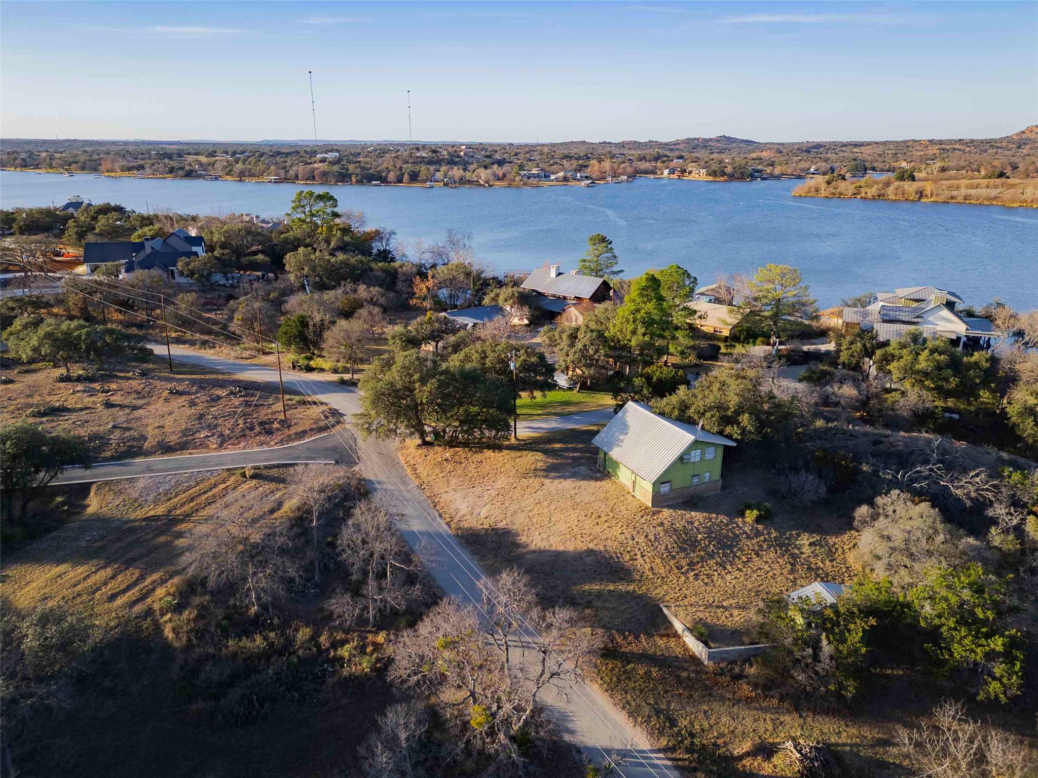 185 Roadrunner Ln, Burnet, TX 78611