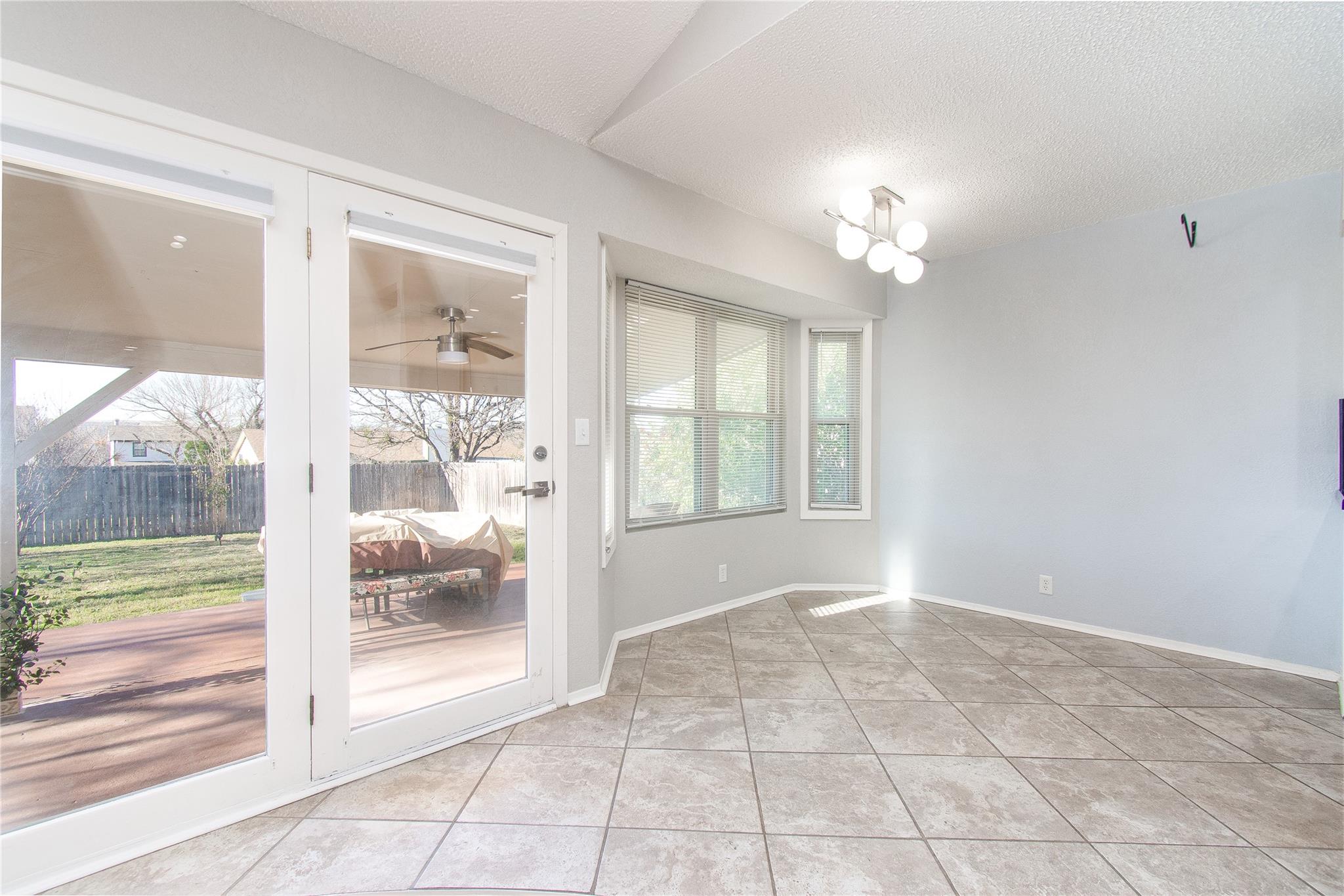 501 Greenway Dr, Pflugerville, TX 78660