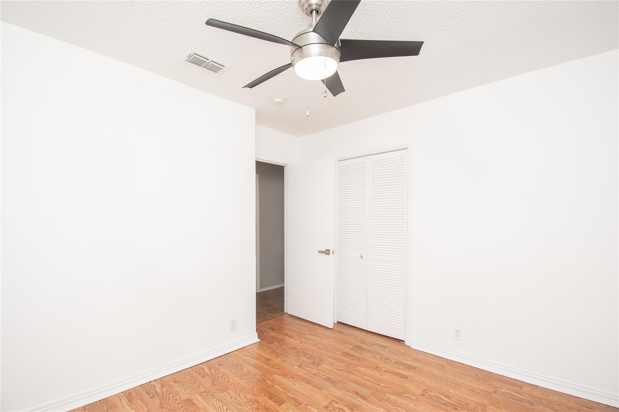 501 Greenway Dr, Pflugerville, TX 78660