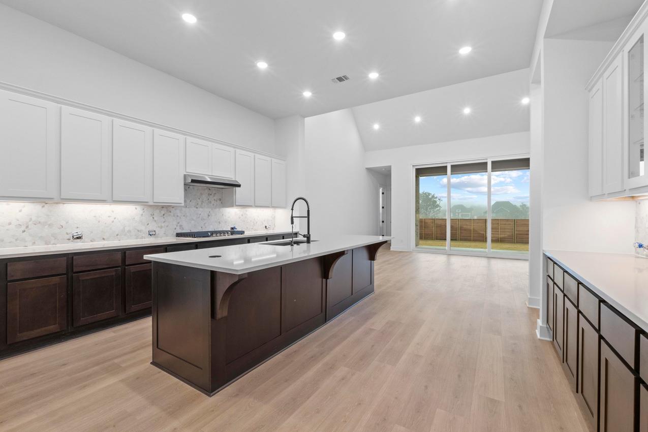 2013 Tobiano Trce, Georgetown, TX 78633