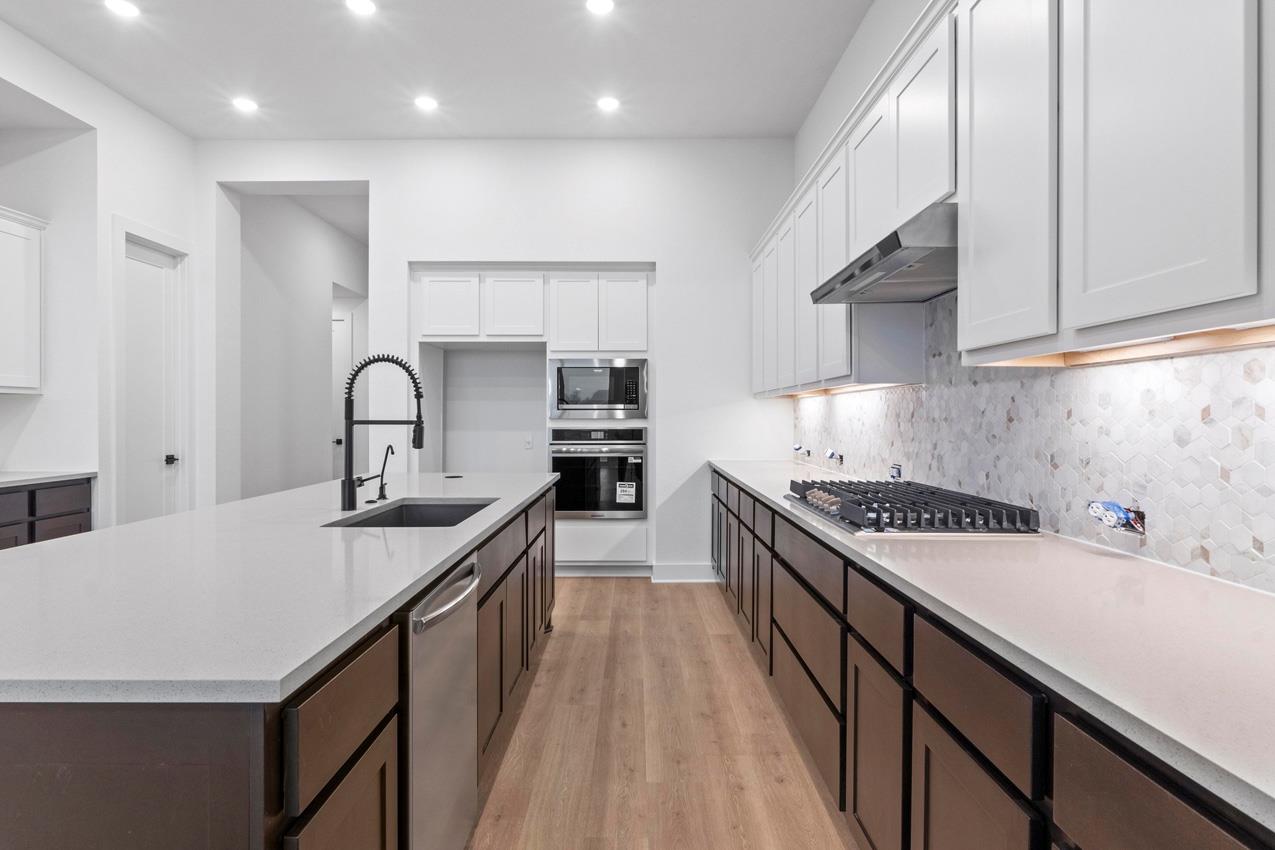 2013 Tobiano Trce, Georgetown, TX 78633