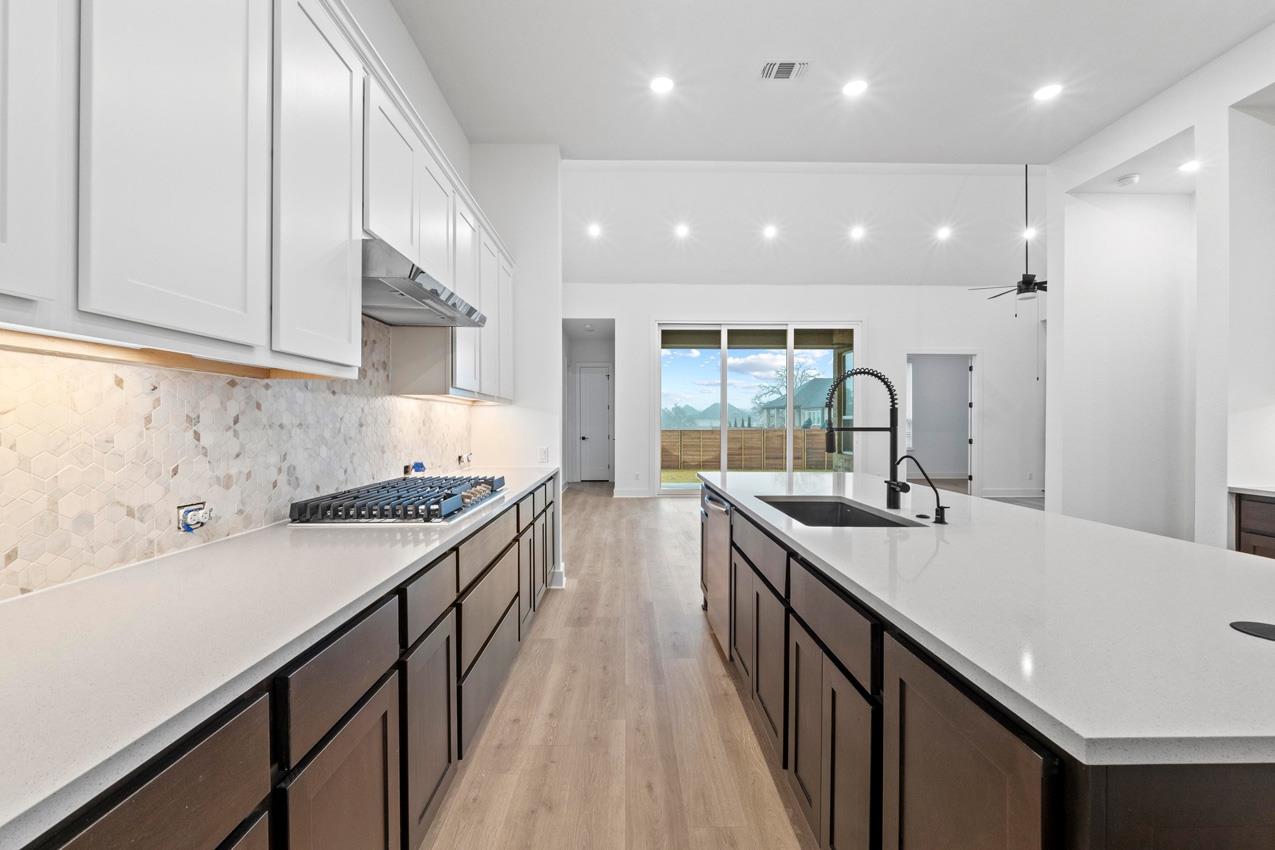 2013 Tobiano Trce, Georgetown, TX 78633