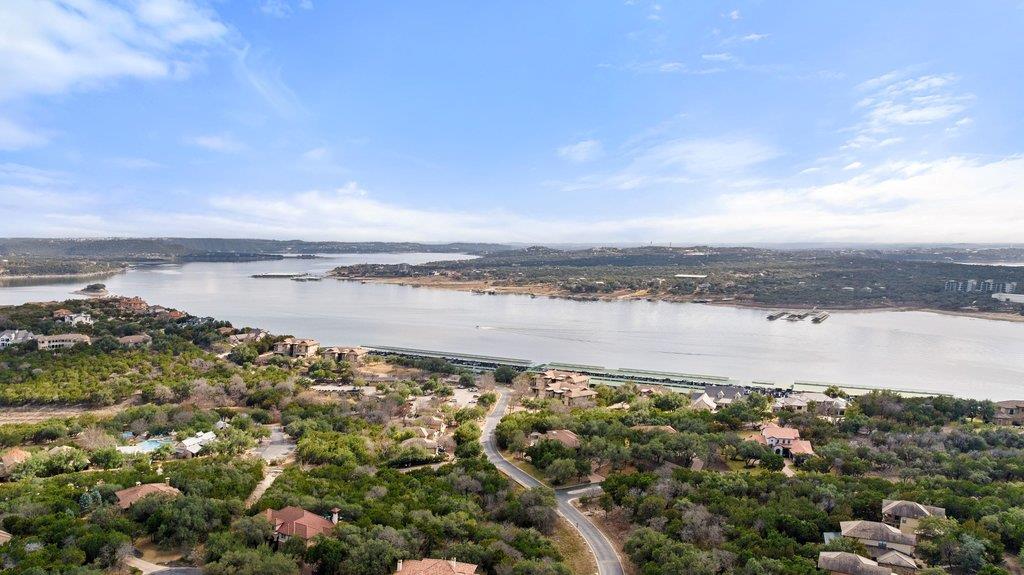 17609 Regatta View Dr, Jonestown, TX 78645