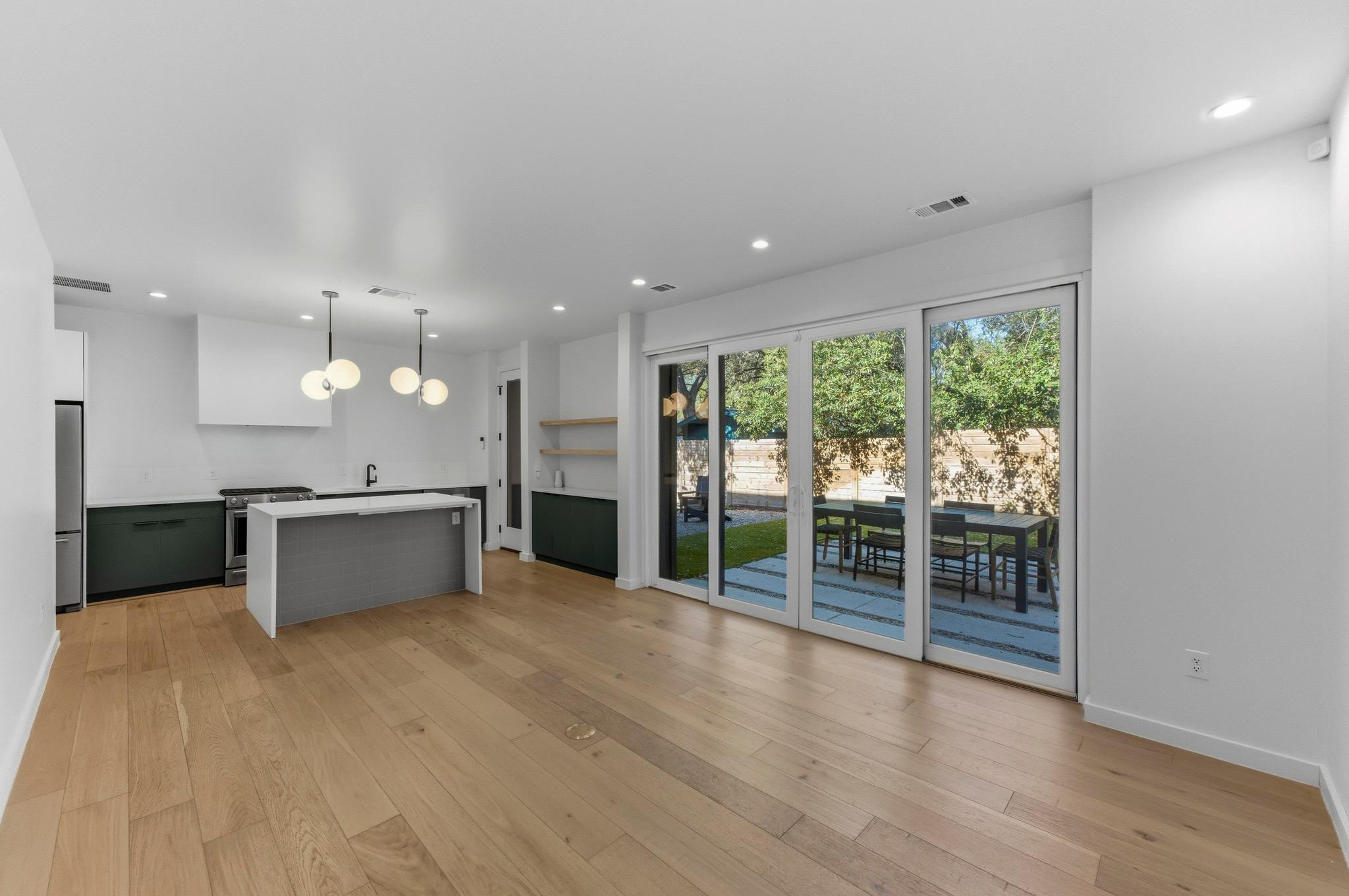 5006 Gladeview Dr # 2, Austin, TX 78745