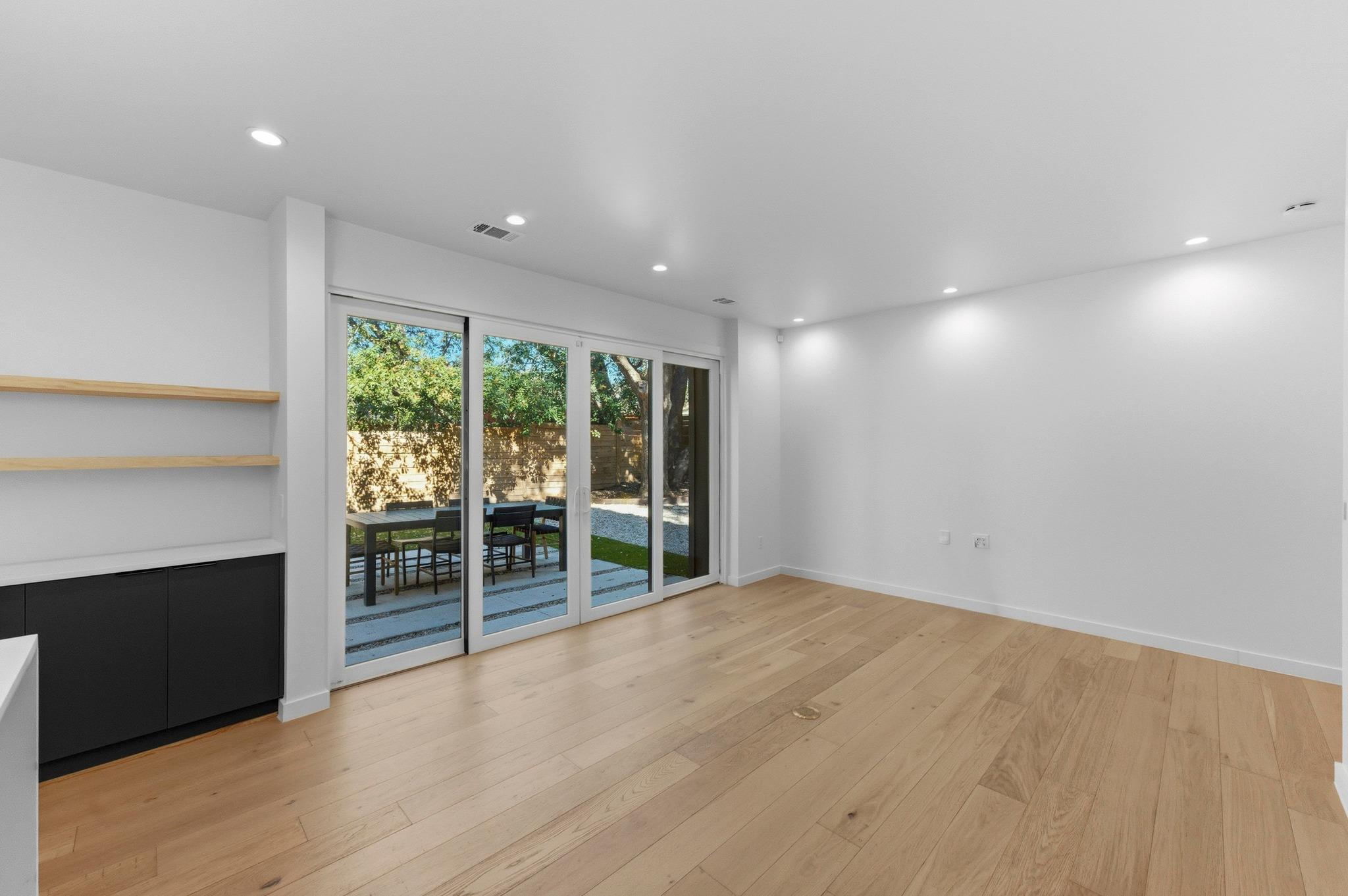 5006 Gladeview Dr # 2, Austin, TX 78745