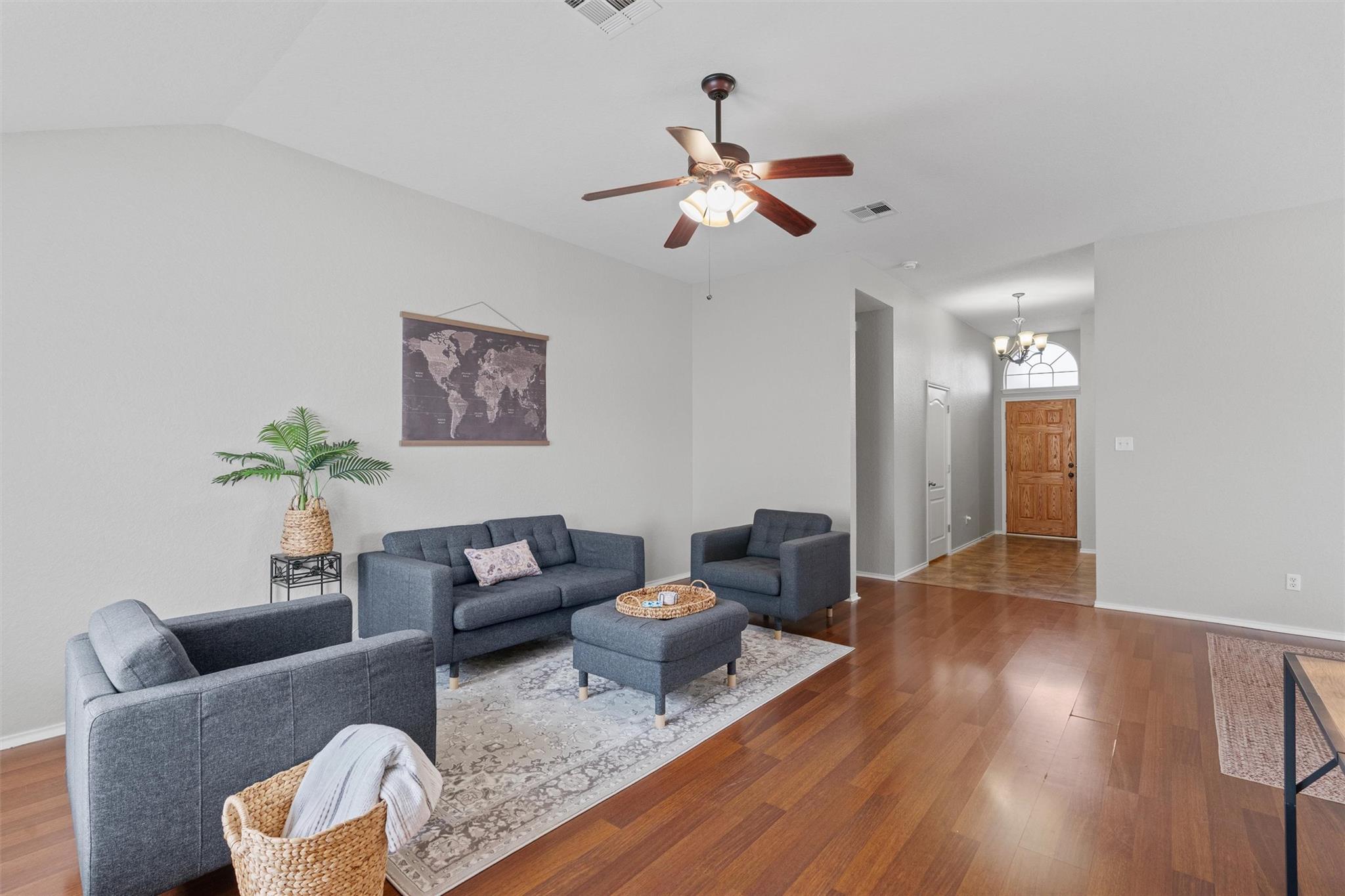 1587 Haynie Bnd, Round Rock, TX 78665