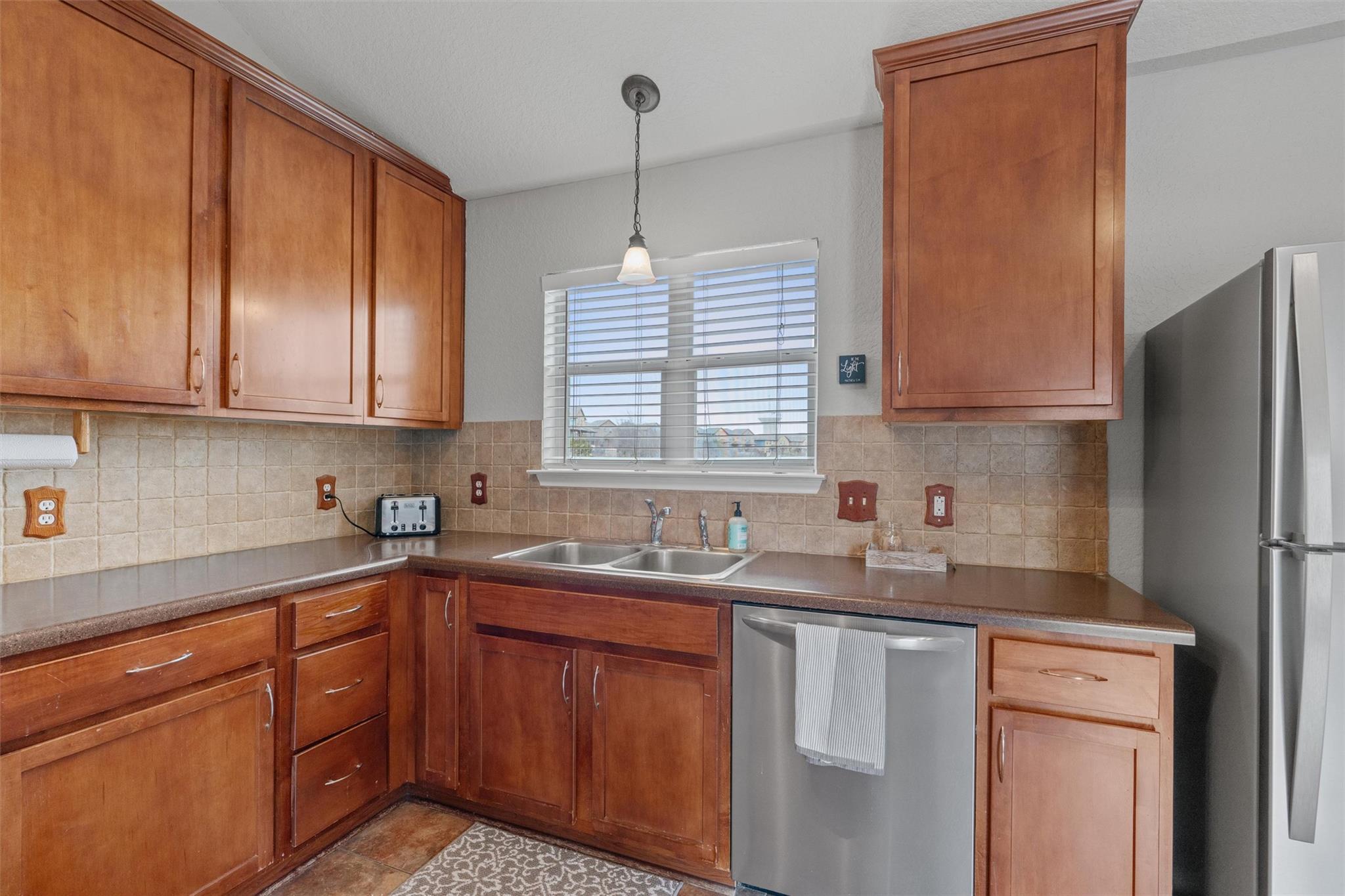 1587 Haynie Bnd, Round Rock, TX 78665