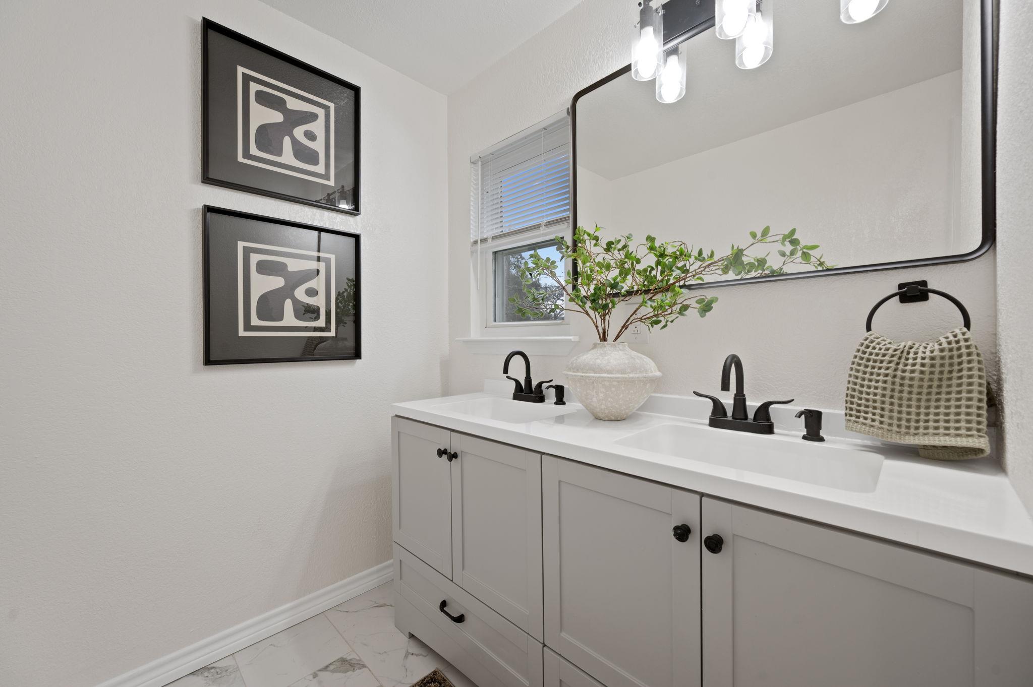 1418 N Wall St, Belton, TX 76513