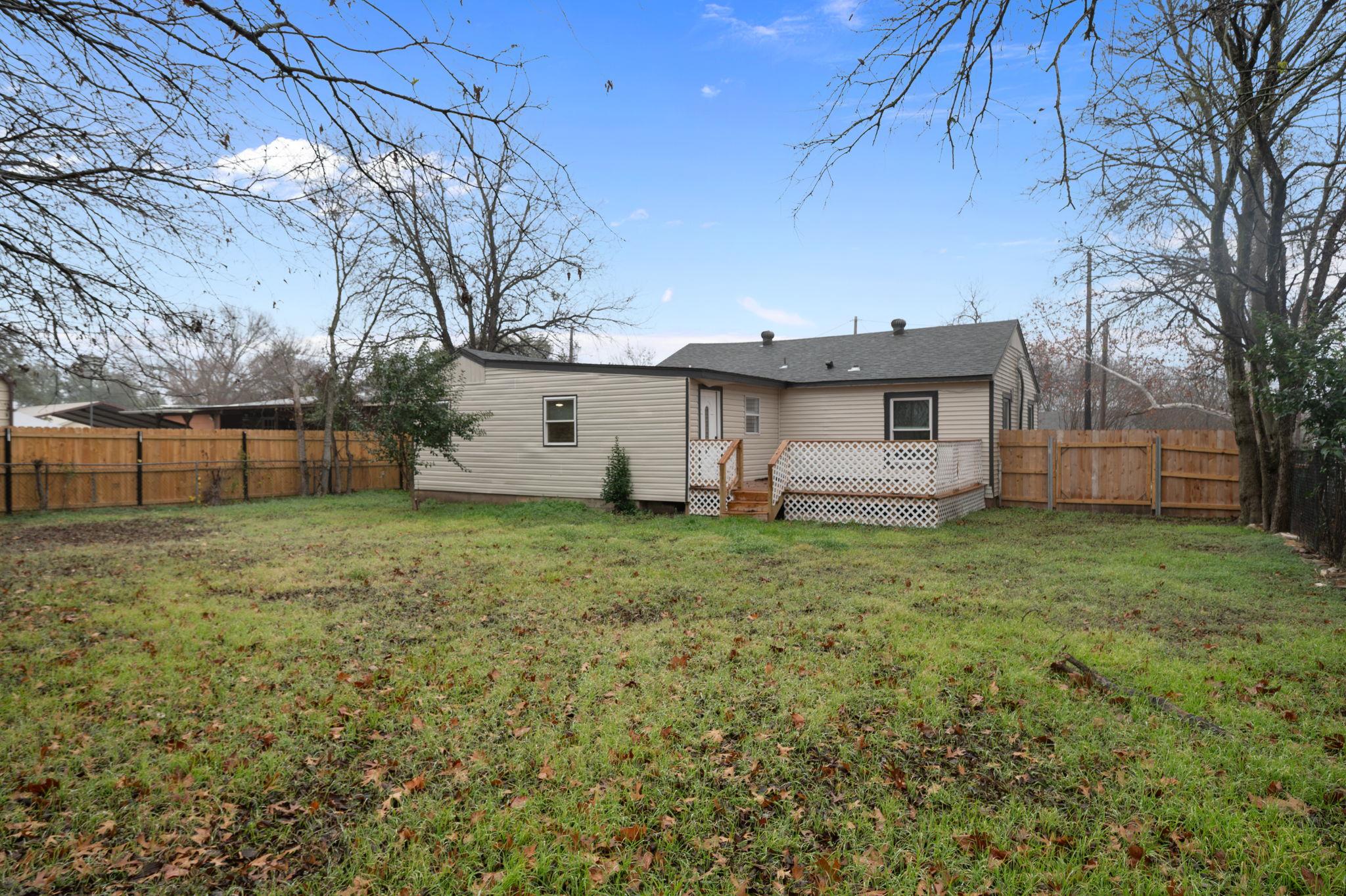 1418 N Wall St, Belton, TX 76513