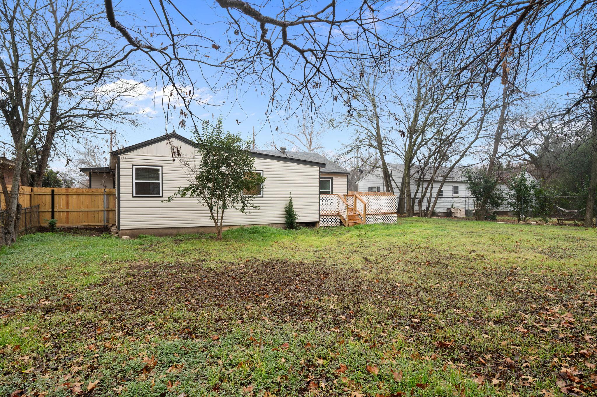1418 N Wall St, Belton, TX 76513