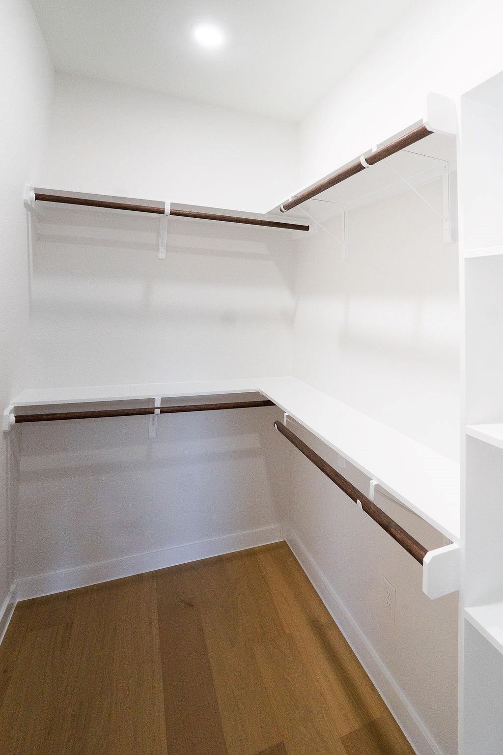 107 Keahi Ct, Bastrop, TX 78602