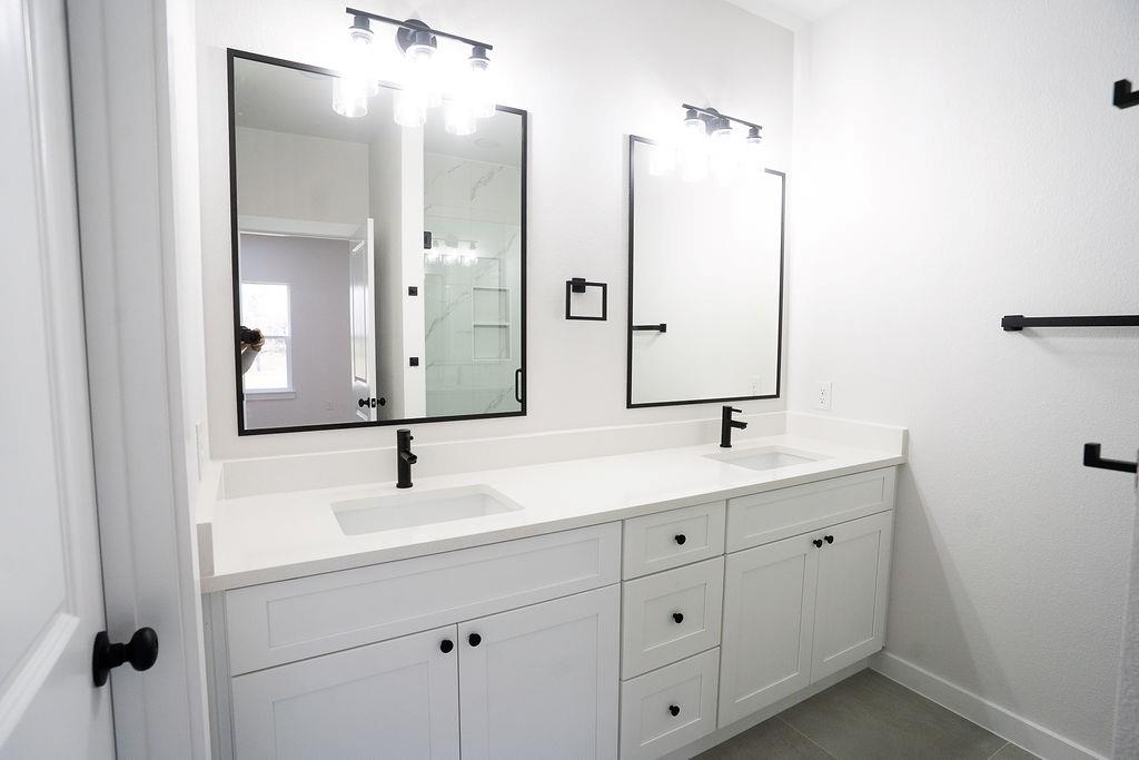 107 Keahi Ct, Bastrop, TX 78602